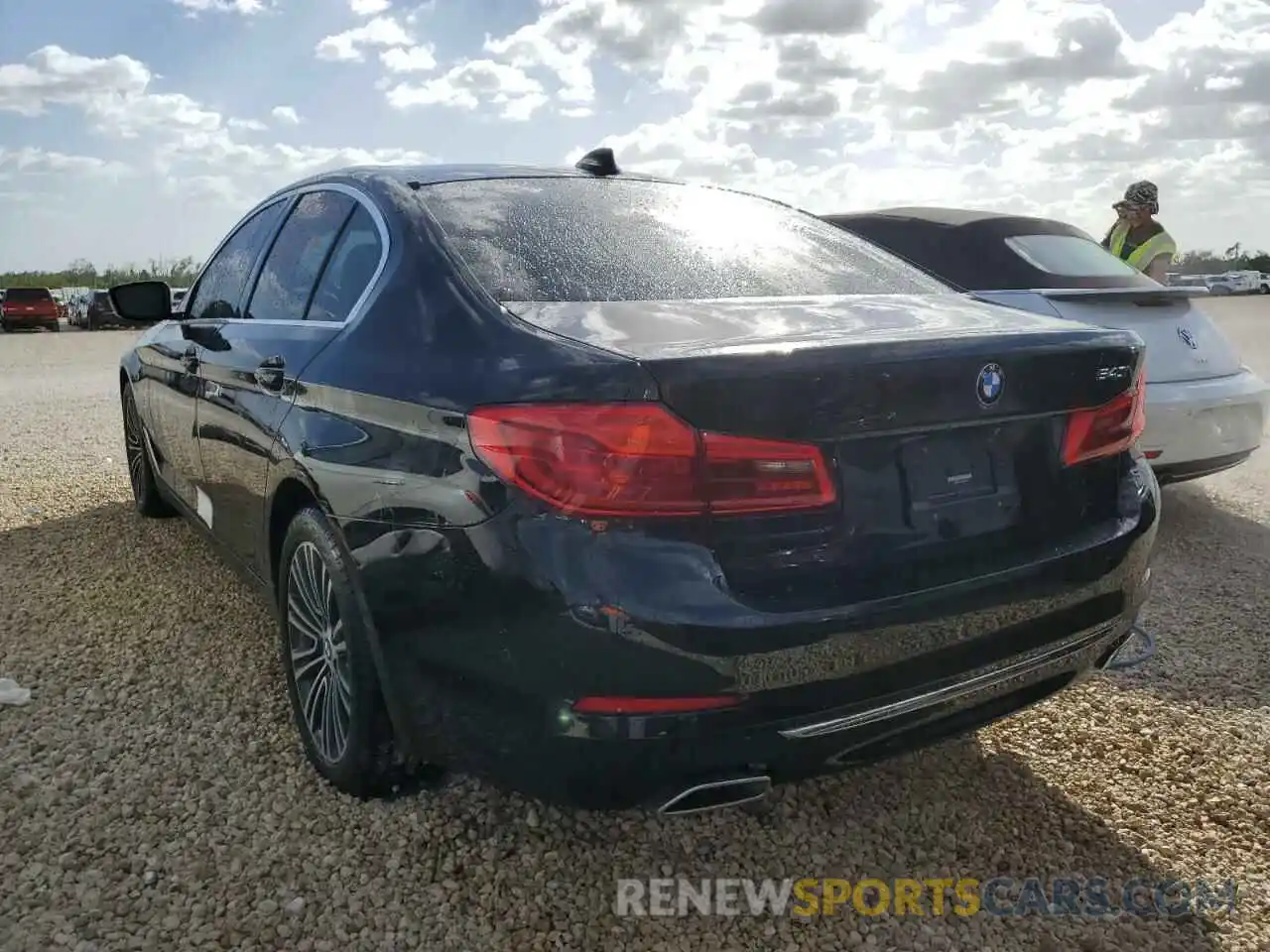 3 Photograph of a damaged car WBAJE5C50KWE66294 BMW 5 SERIES 2019