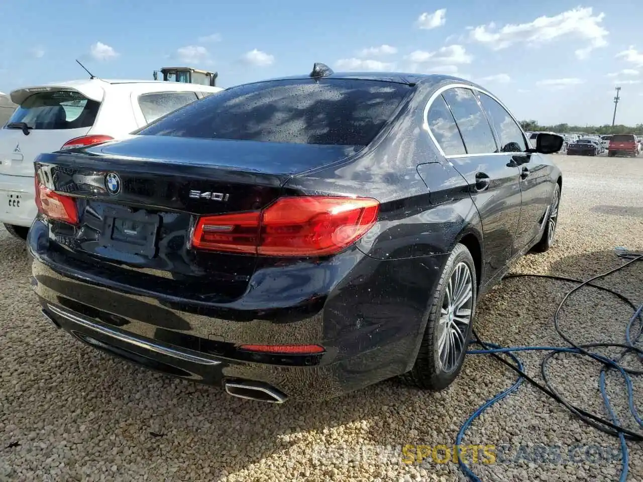 4 Photograph of a damaged car WBAJE5C50KWE66294 BMW 5 SERIES 2019