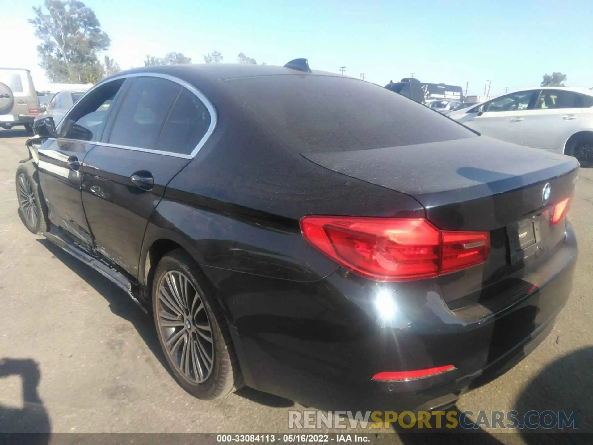 3 Photograph of a damaged car WBAJE5C50KWW03375 BMW 5 SERIES 2019