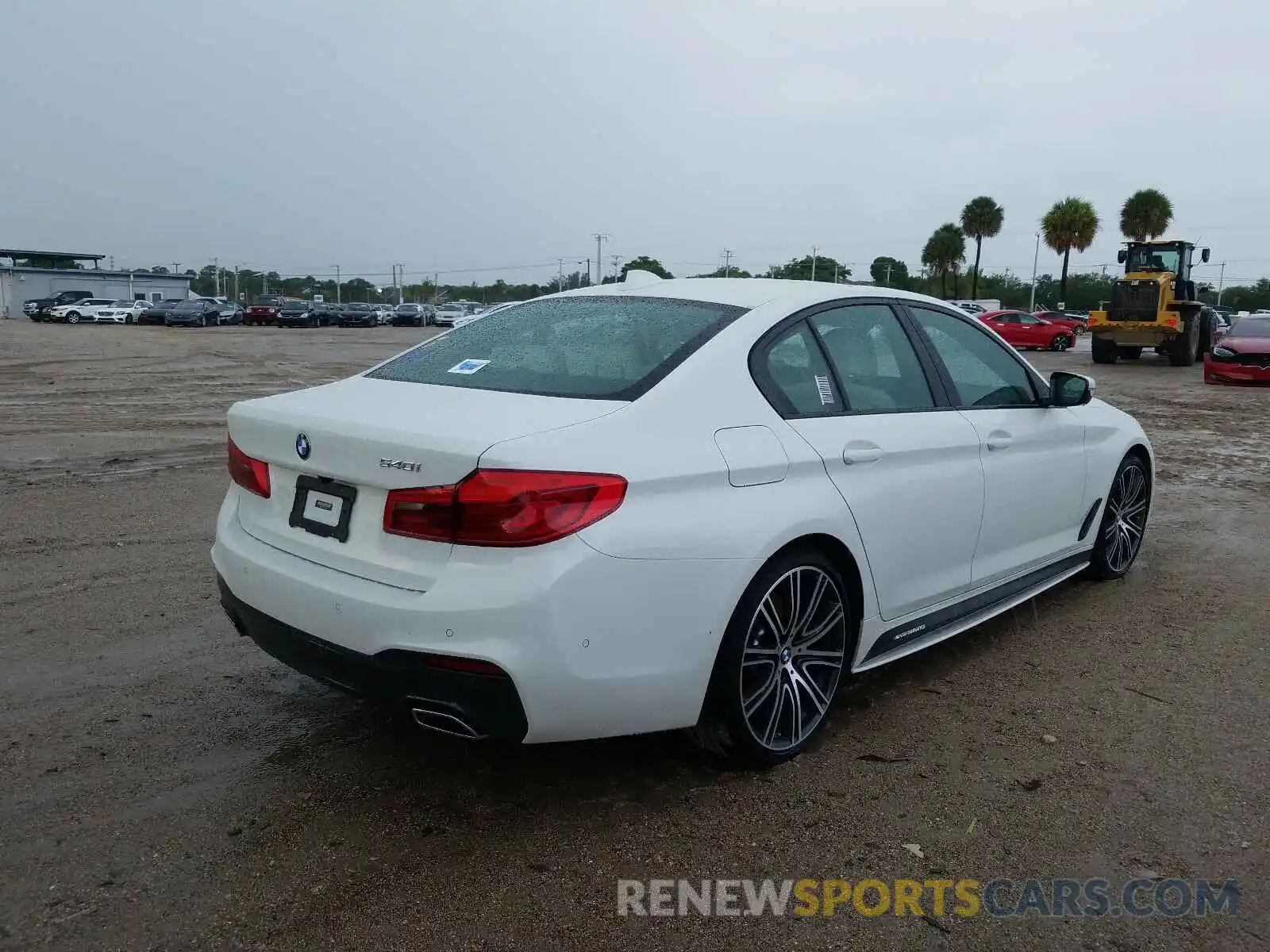 4 Photograph of a damaged car WBAJE5C50KWW14036 BMW 5 SERIES 2019