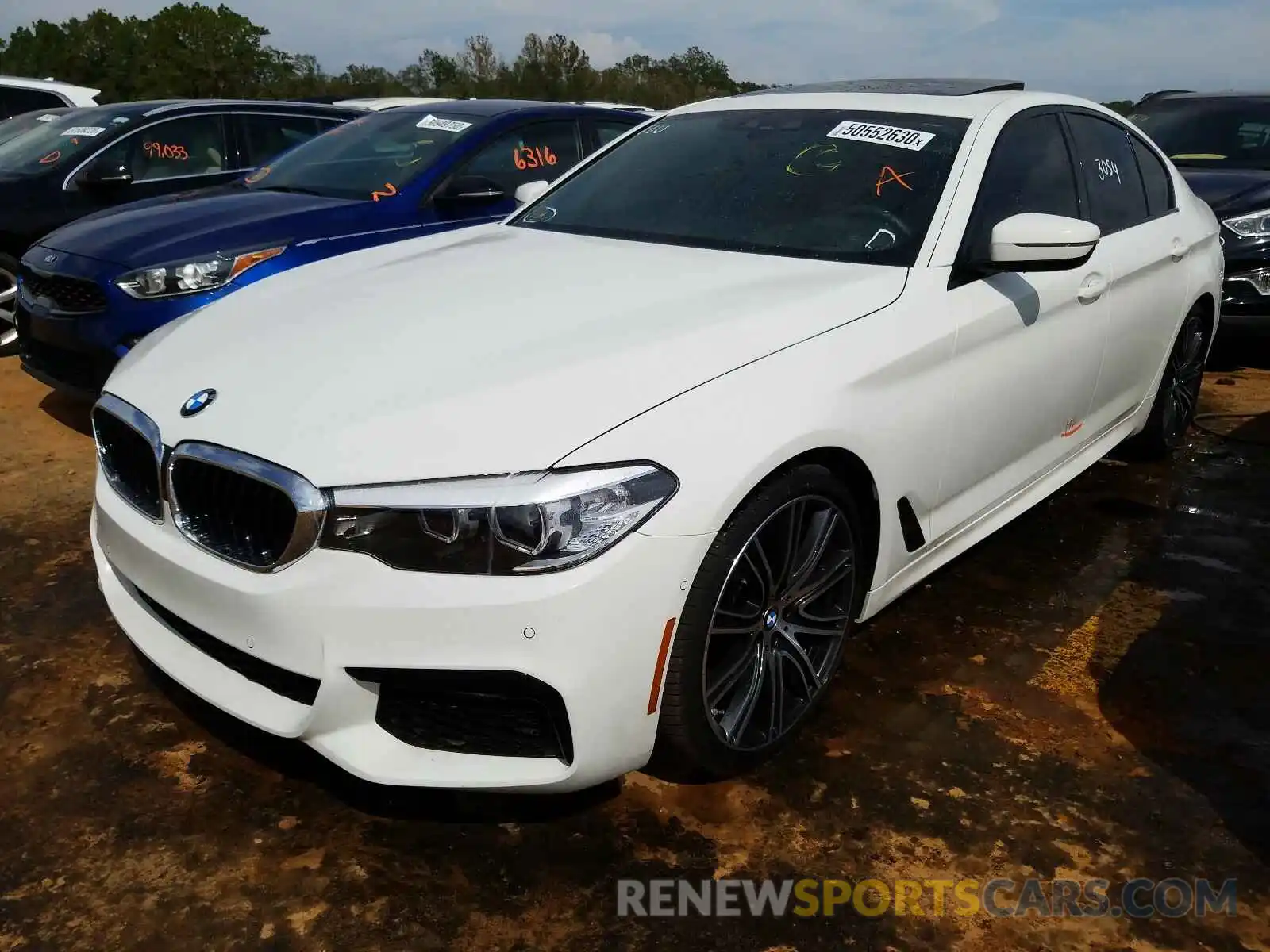 2 Photograph of a damaged car WBAJE5C50KWW18894 BMW 5 SERIES 2019