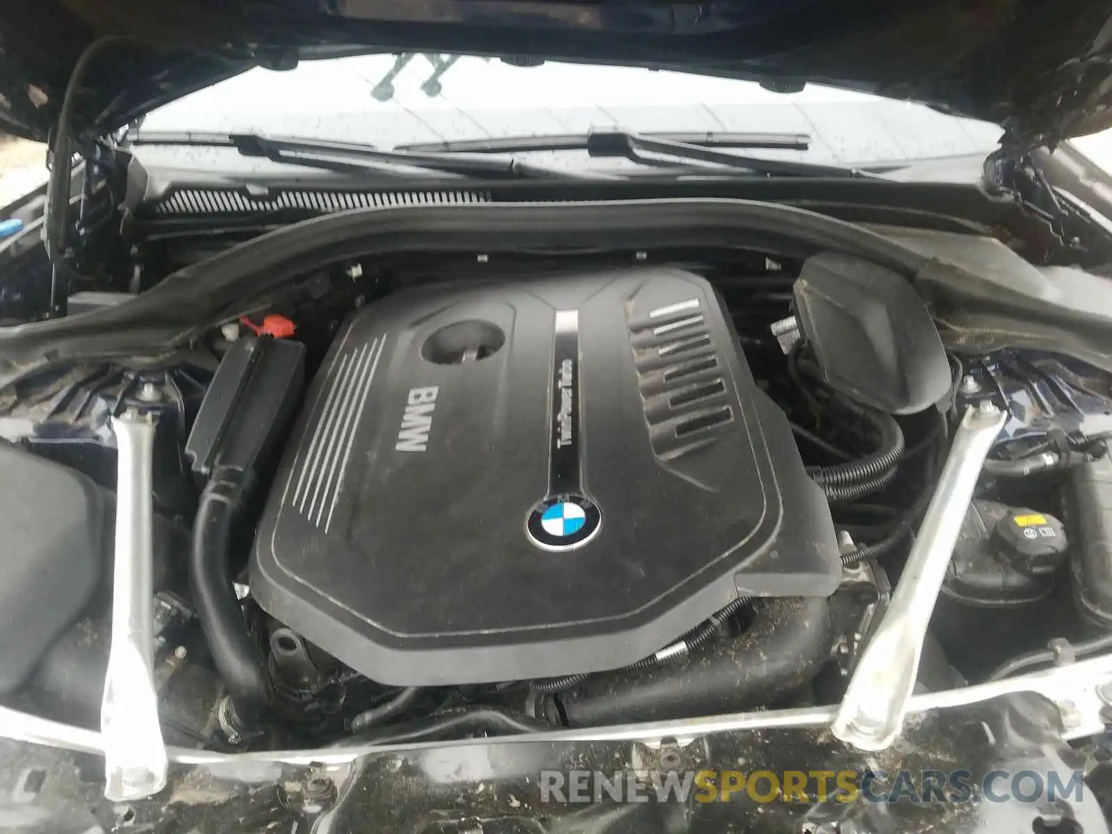7 Photograph of a damaged car WBAJE5C50KWW33895 BMW 5 SERIES 2019