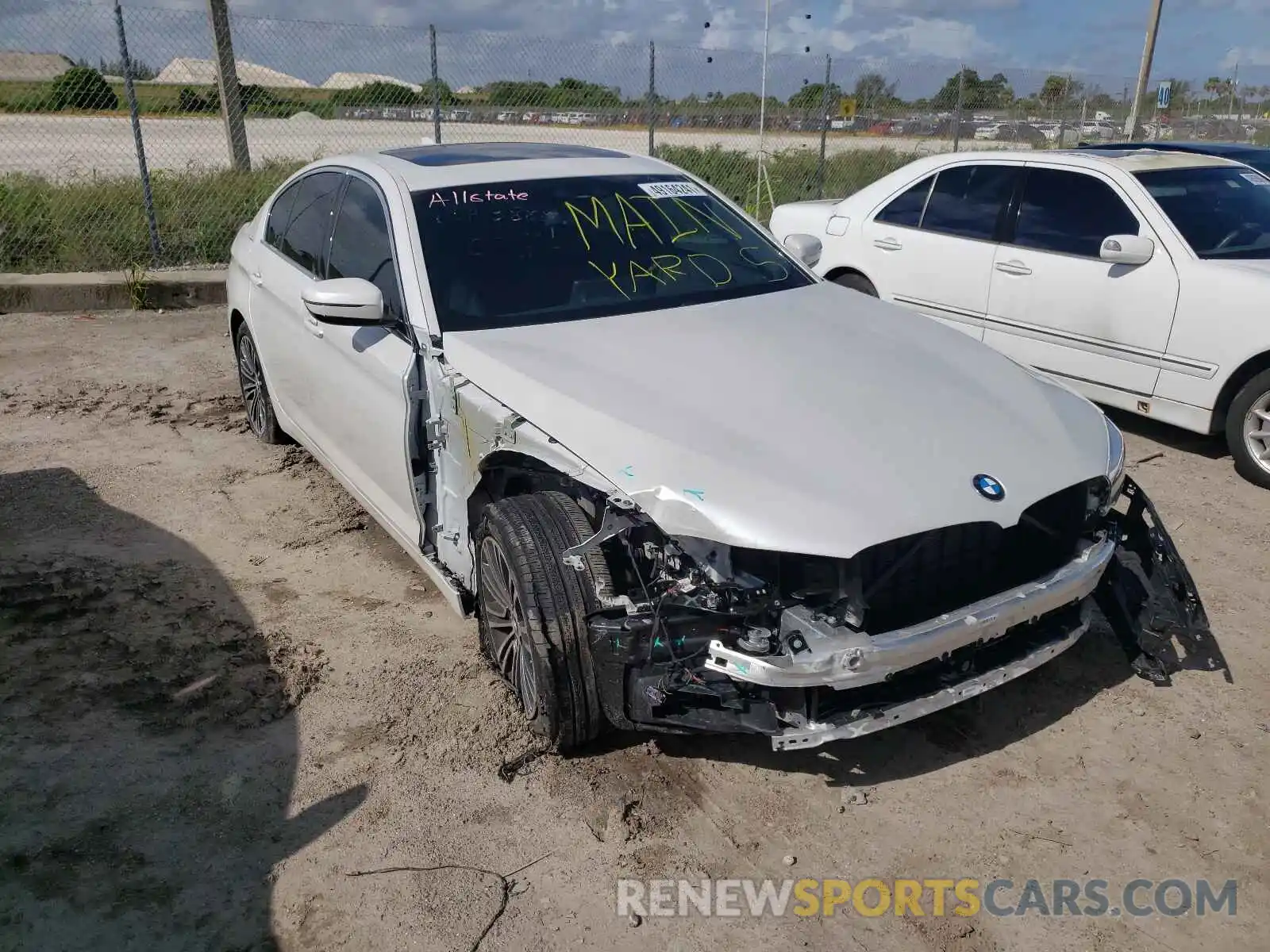 1 Photograph of a damaged car WBAJE5C51KG919362 BMW 5 SERIES 2019