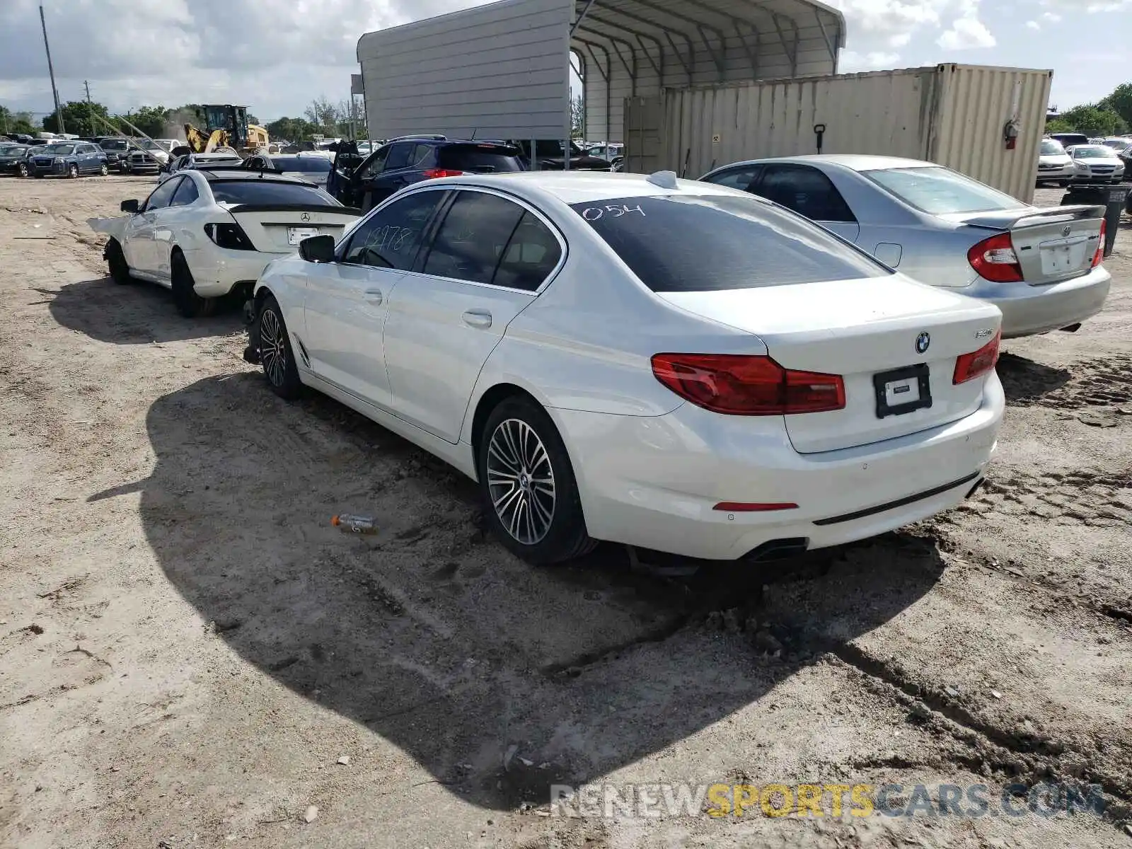 3 Photograph of a damaged car WBAJE5C51KG919362 BMW 5 SERIES 2019