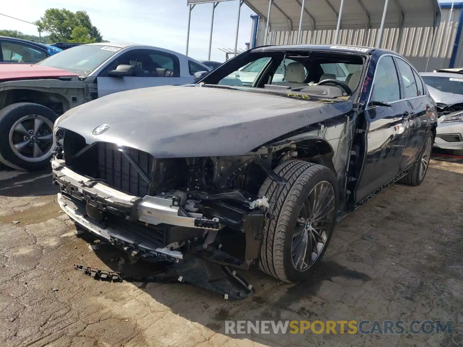 2 Photograph of a damaged car WBAJE5C51KWW15034 BMW 5 SERIES 2019