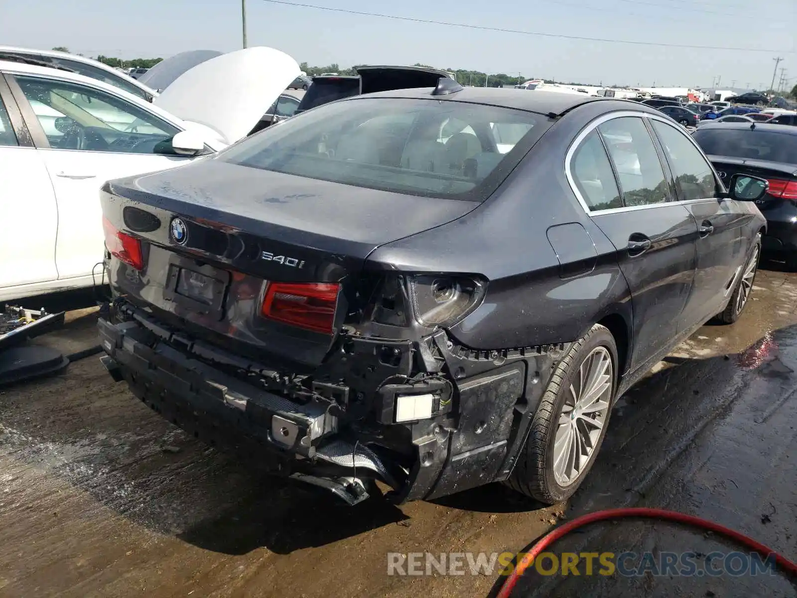 4 Photograph of a damaged car WBAJE5C51KWW15034 BMW 5 SERIES 2019