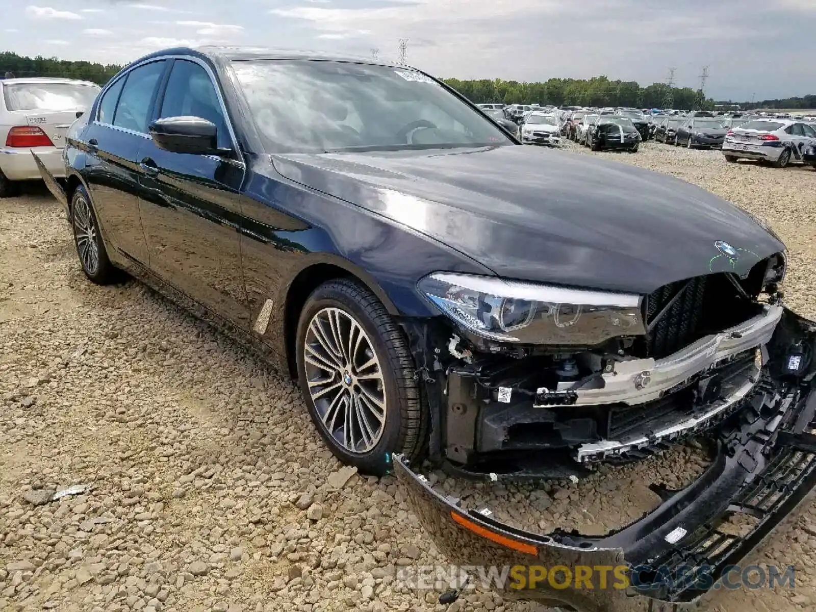 1 Photograph of a damaged car WBAJE5C51KWW17088 BMW 5 SERIES 2019