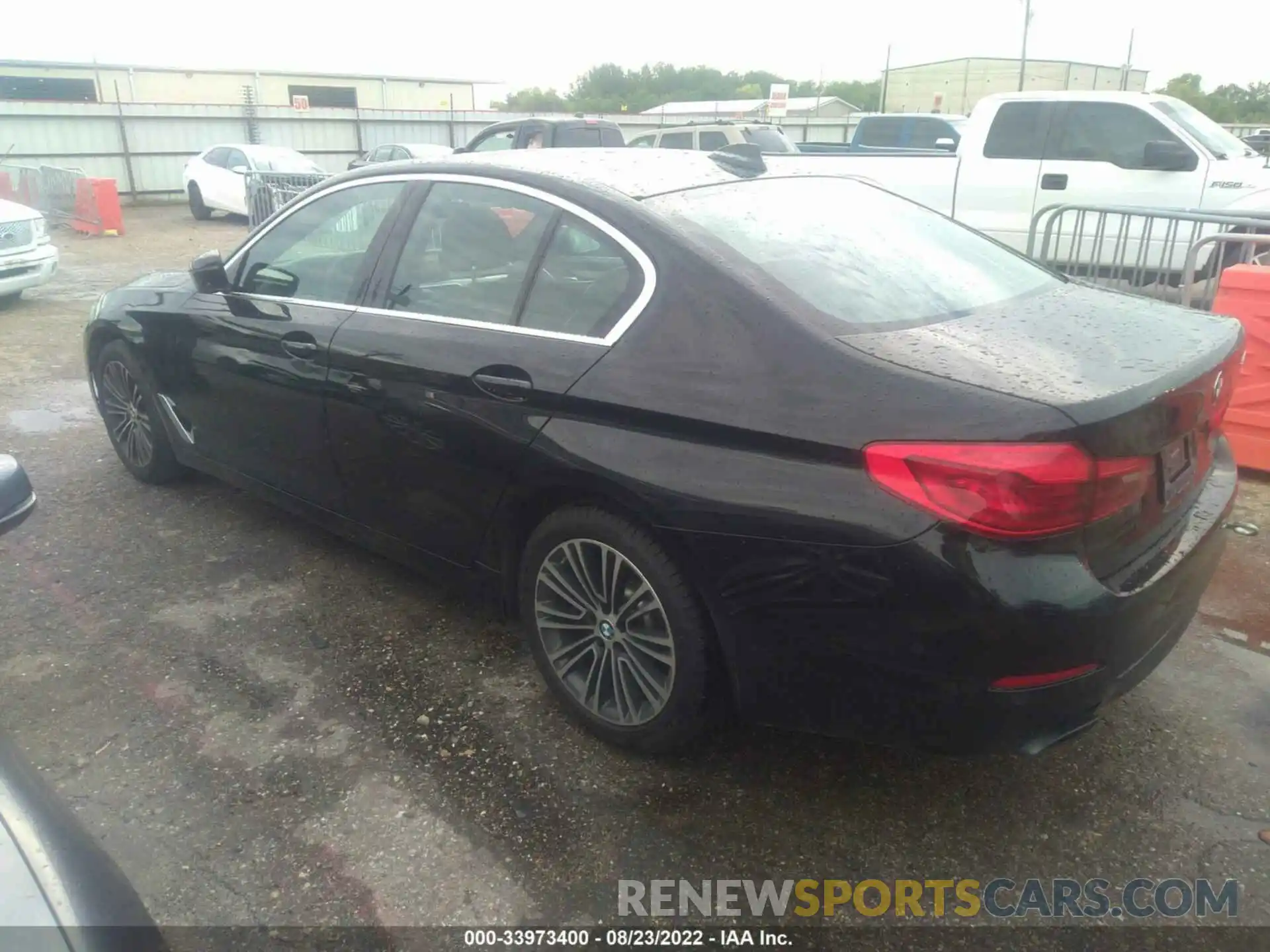 3 Photograph of a damaged car WBAJE5C52KWE66653 BMW 5 SERIES 2019