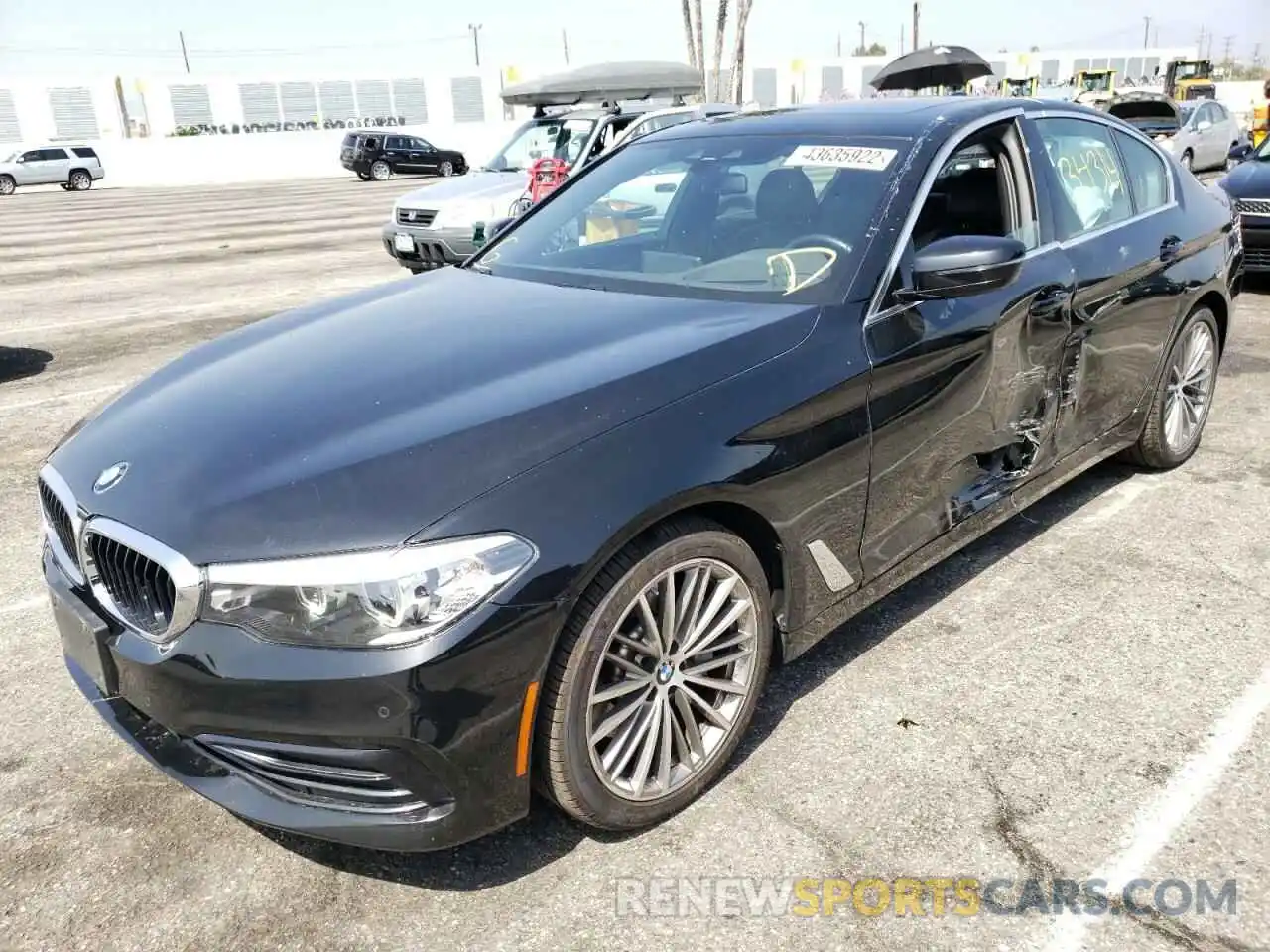 2 Photograph of a damaged car WBAJE5C52KWW10621 BMW 5 SERIES 2019