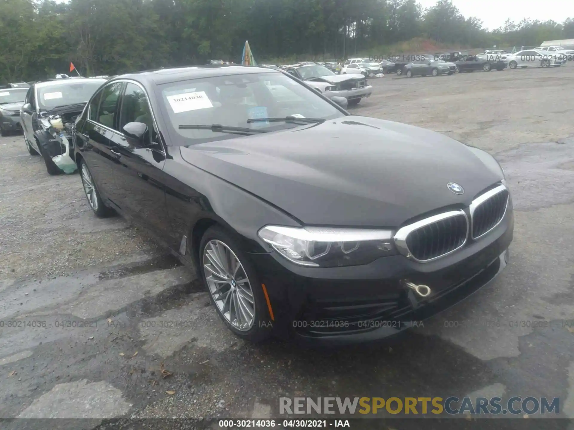 1 Photograph of a damaged car WBAJE5C52KWW37284 BMW 5 SERIES 2019