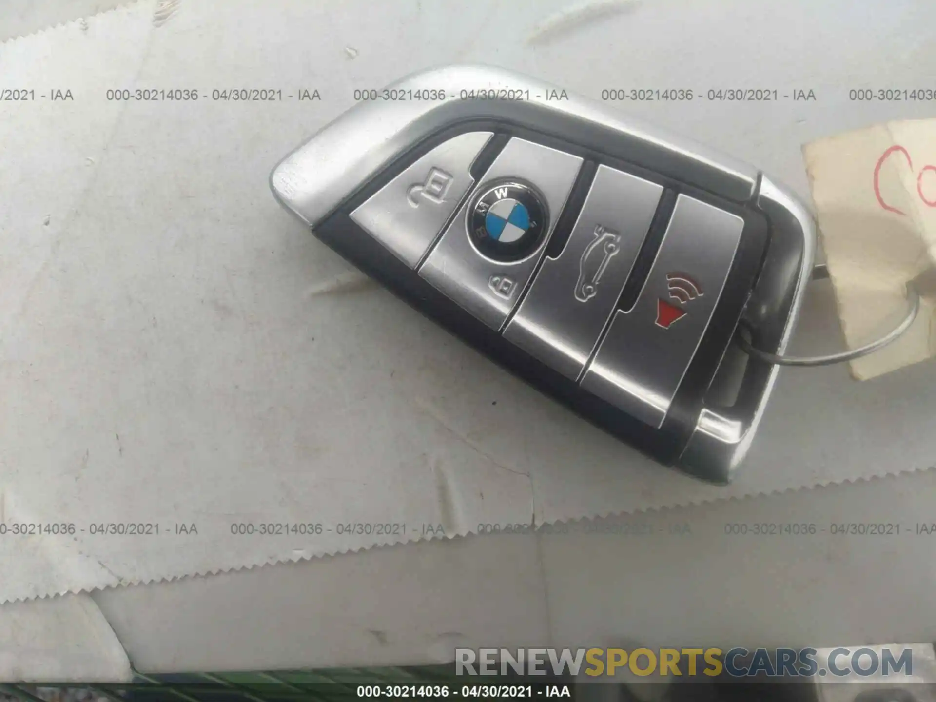 11 Photograph of a damaged car WBAJE5C52KWW37284 BMW 5 SERIES 2019