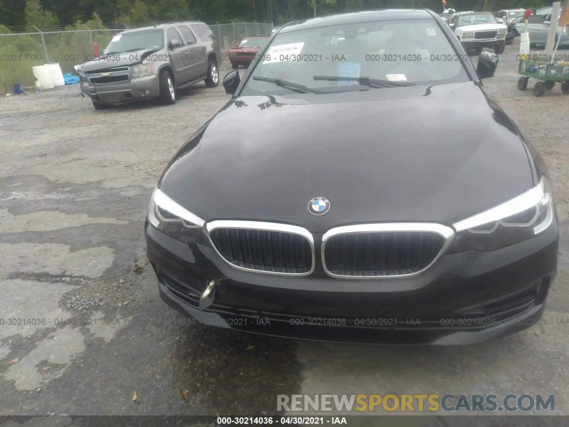 6 Photograph of a damaged car WBAJE5C52KWW37284 BMW 5 SERIES 2019