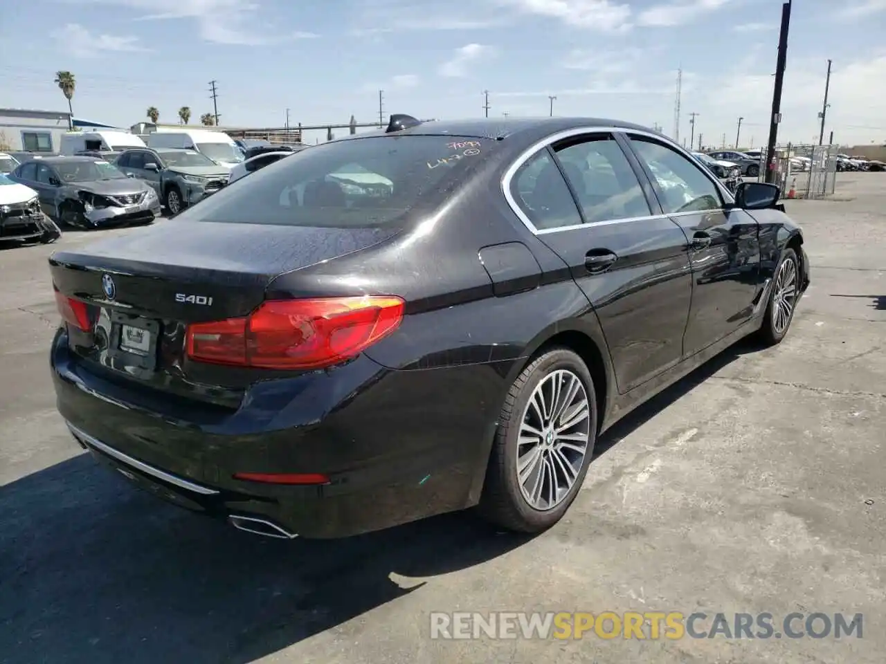 4 Photograph of a damaged car WBAJE5C52KWW47099 BMW 5 SERIES 2019