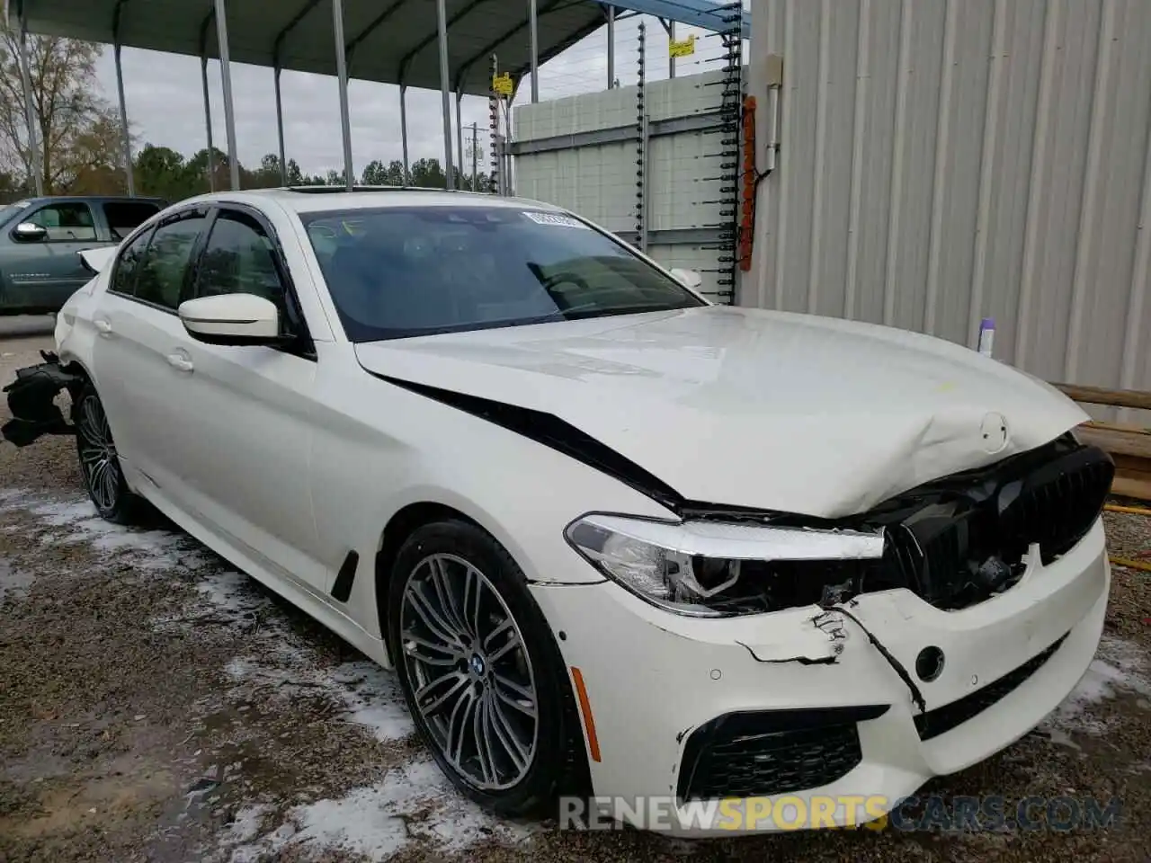 1 Photograph of a damaged car WBAJE5C53KBM76998 BMW 5 SERIES 2019