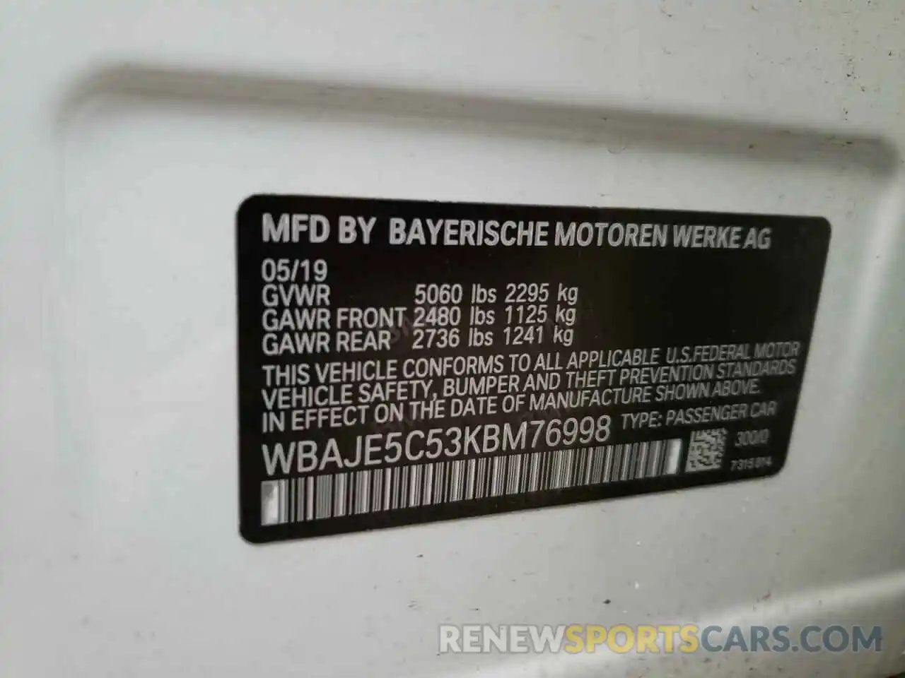 10 Photograph of a damaged car WBAJE5C53KBM76998 BMW 5 SERIES 2019