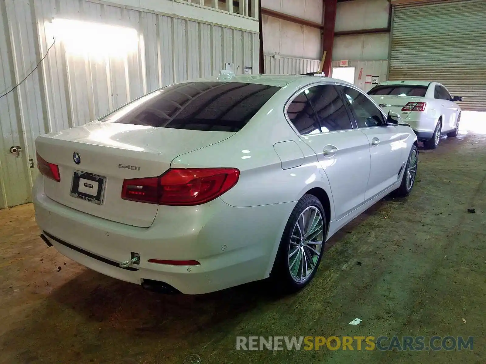 4 Photograph of a damaged car WBAJE5C53KWW06769 BMW 5 SERIES 2019