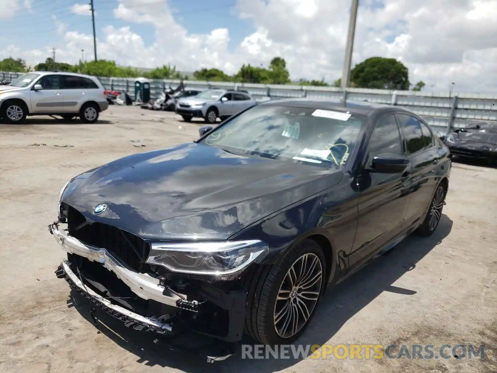 2 Photograph of a damaged car WBAJE5C53KWW11986 BMW 5 SERIES 2019