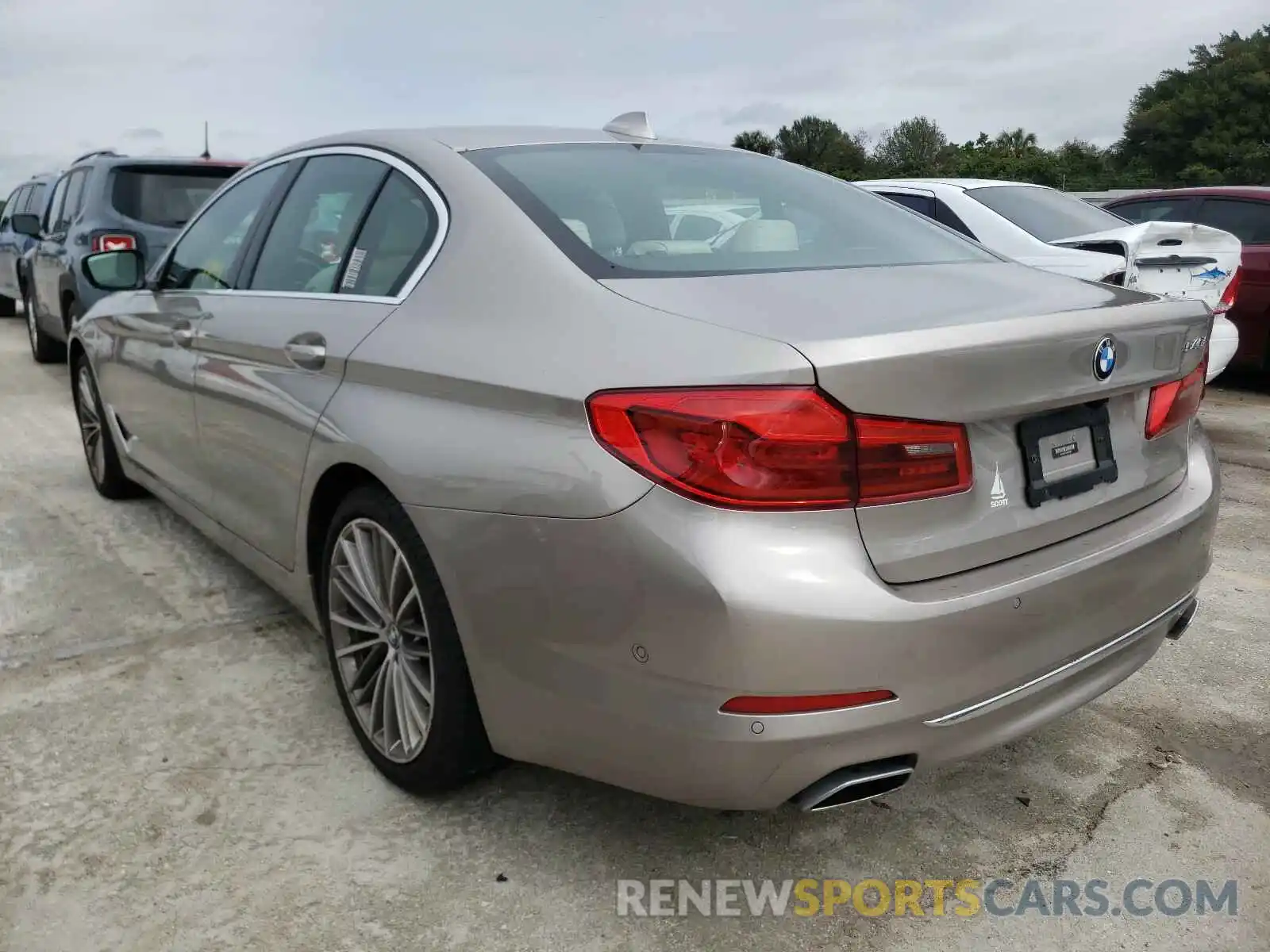 3 Photograph of a damaged car WBAJE5C54KBM76931 BMW 5 SERIES 2019