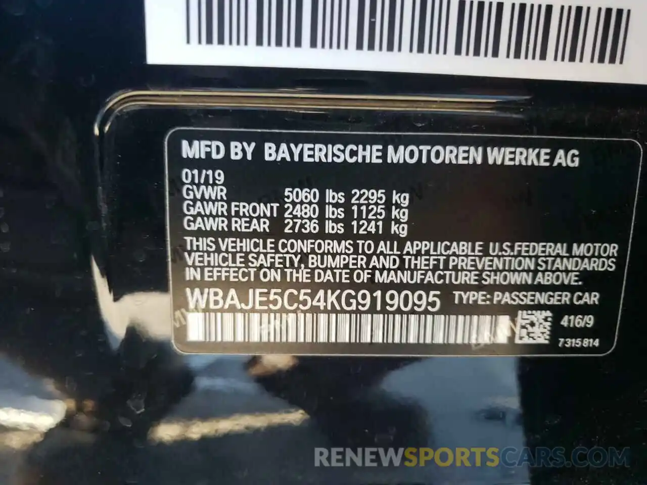 10 Photograph of a damaged car WBAJE5C54KG919095 BMW 5 SERIES 2019