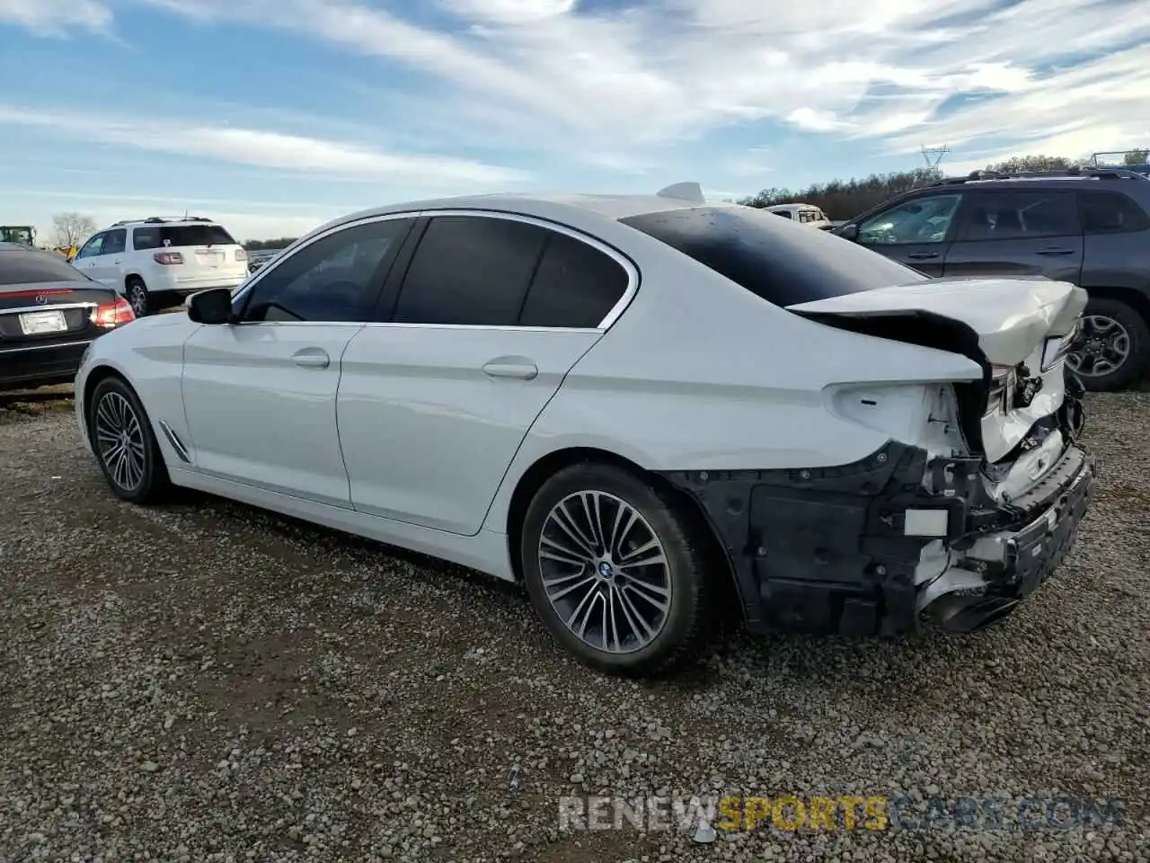 2 Photograph of a damaged car WBAJE5C54KWW10636 BMW 5 SERIES 2019