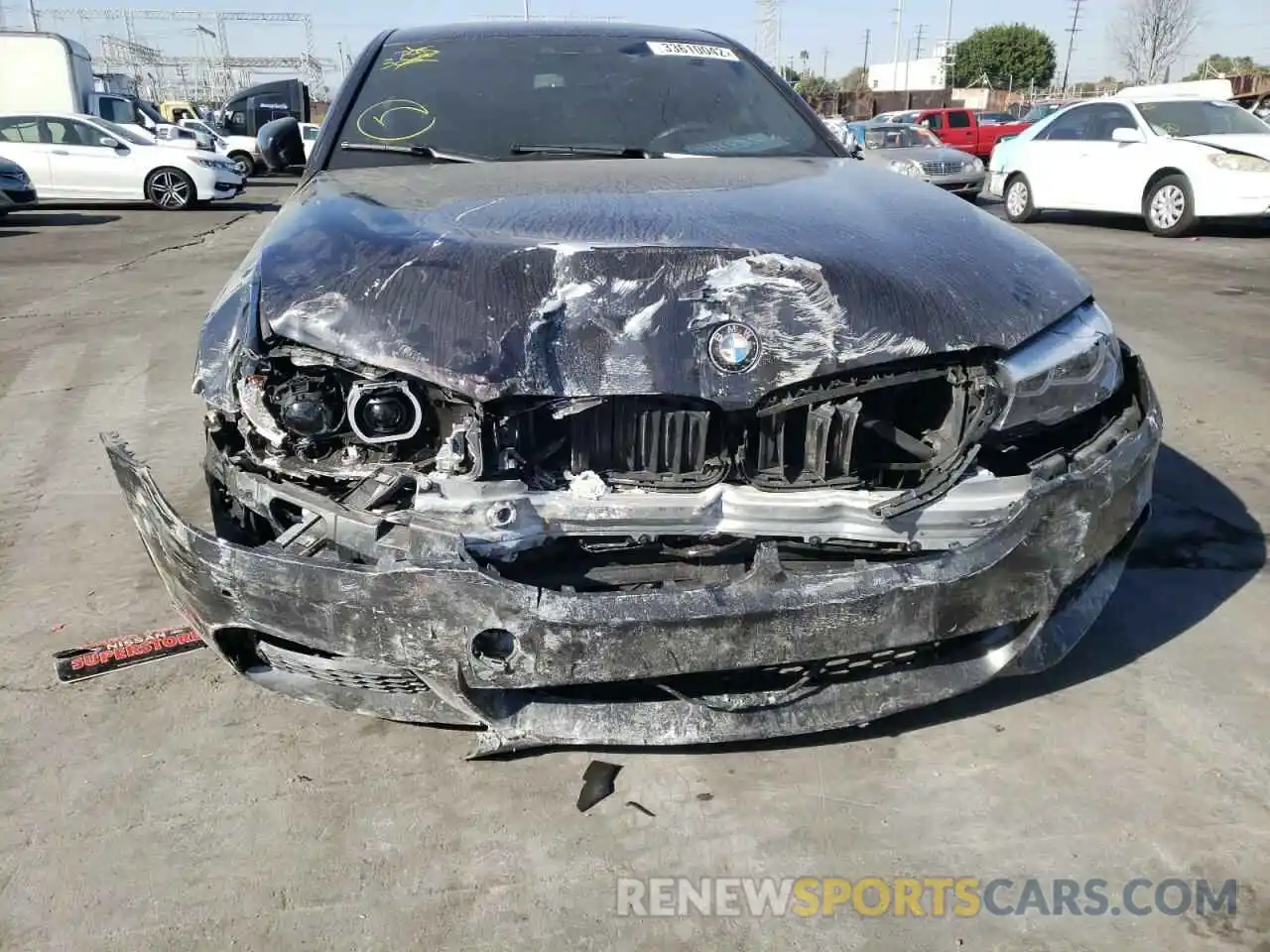 9 Photograph of a damaged car WBAJE5C54KWW11463 BMW 5 SERIES 2019