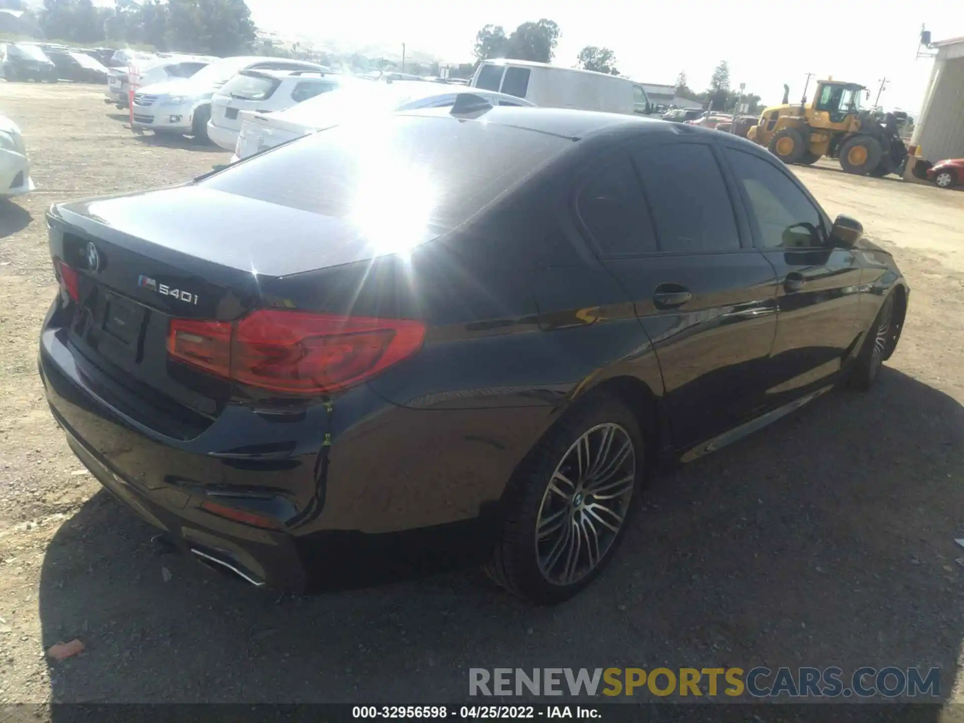 4 Photograph of a damaged car WBAJE5C55KG919719 BMW 5 SERIES 2019