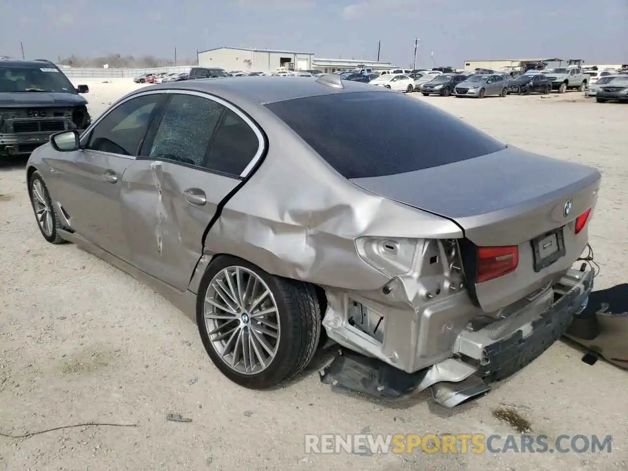 3 Photograph of a damaged car WBAJE5C55KWE66534 BMW 5 SERIES 2019