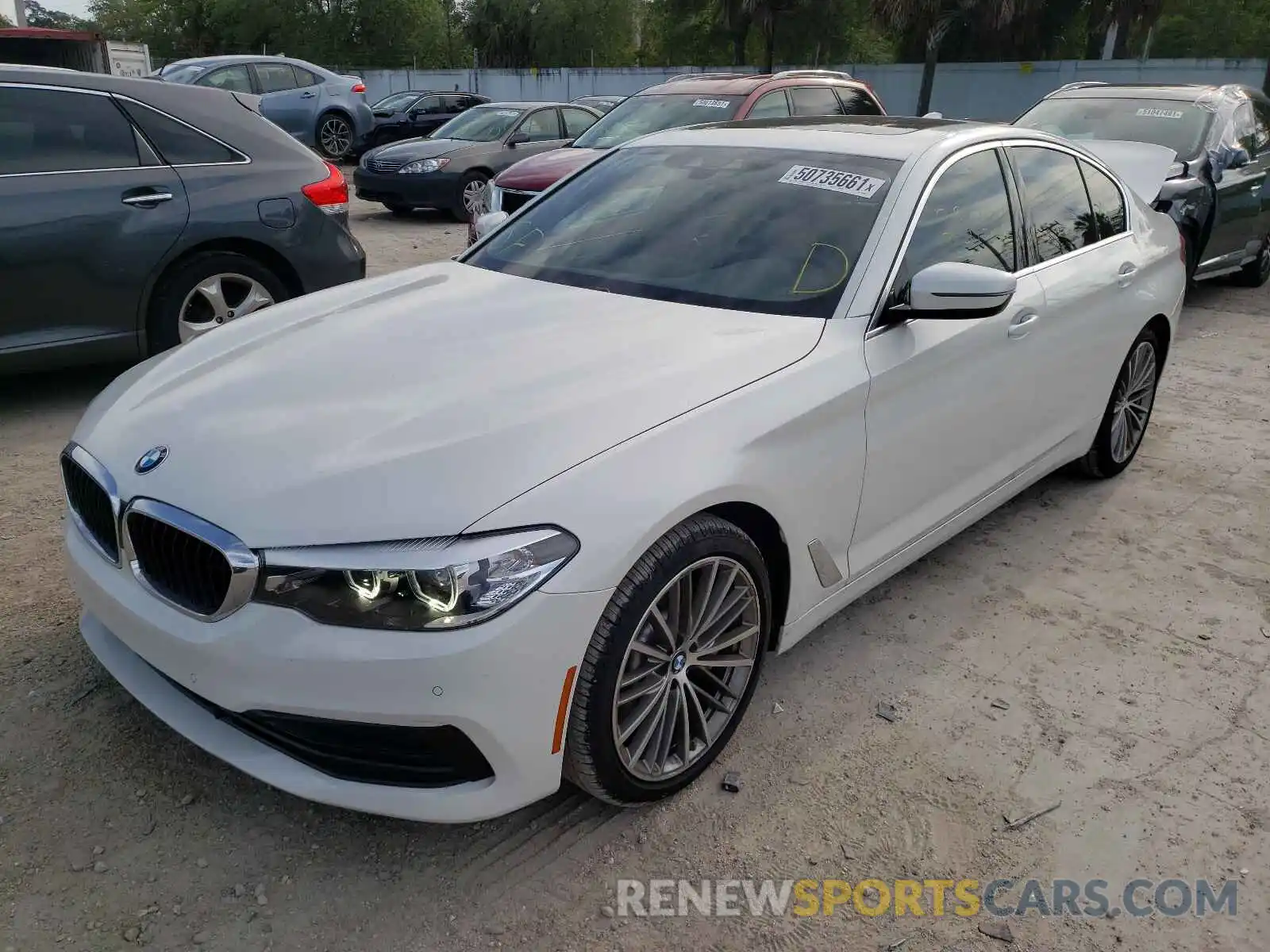 2 Photograph of a damaged car WBAJE5C55KWW08863 BMW 5 SERIES 2019