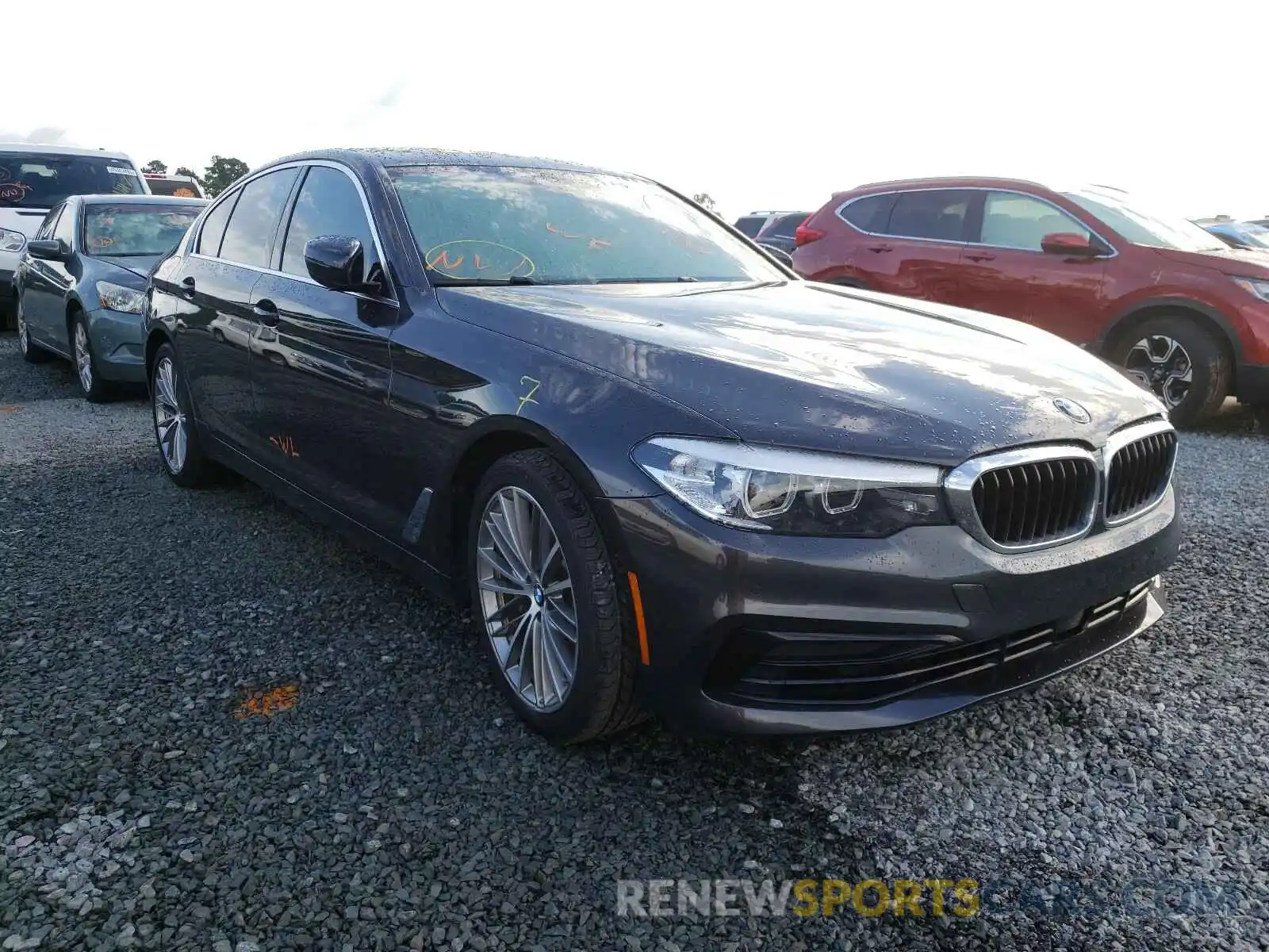 1 Photograph of a damaged car WBAJE5C55KWW12590 BMW 5 SERIES 2019