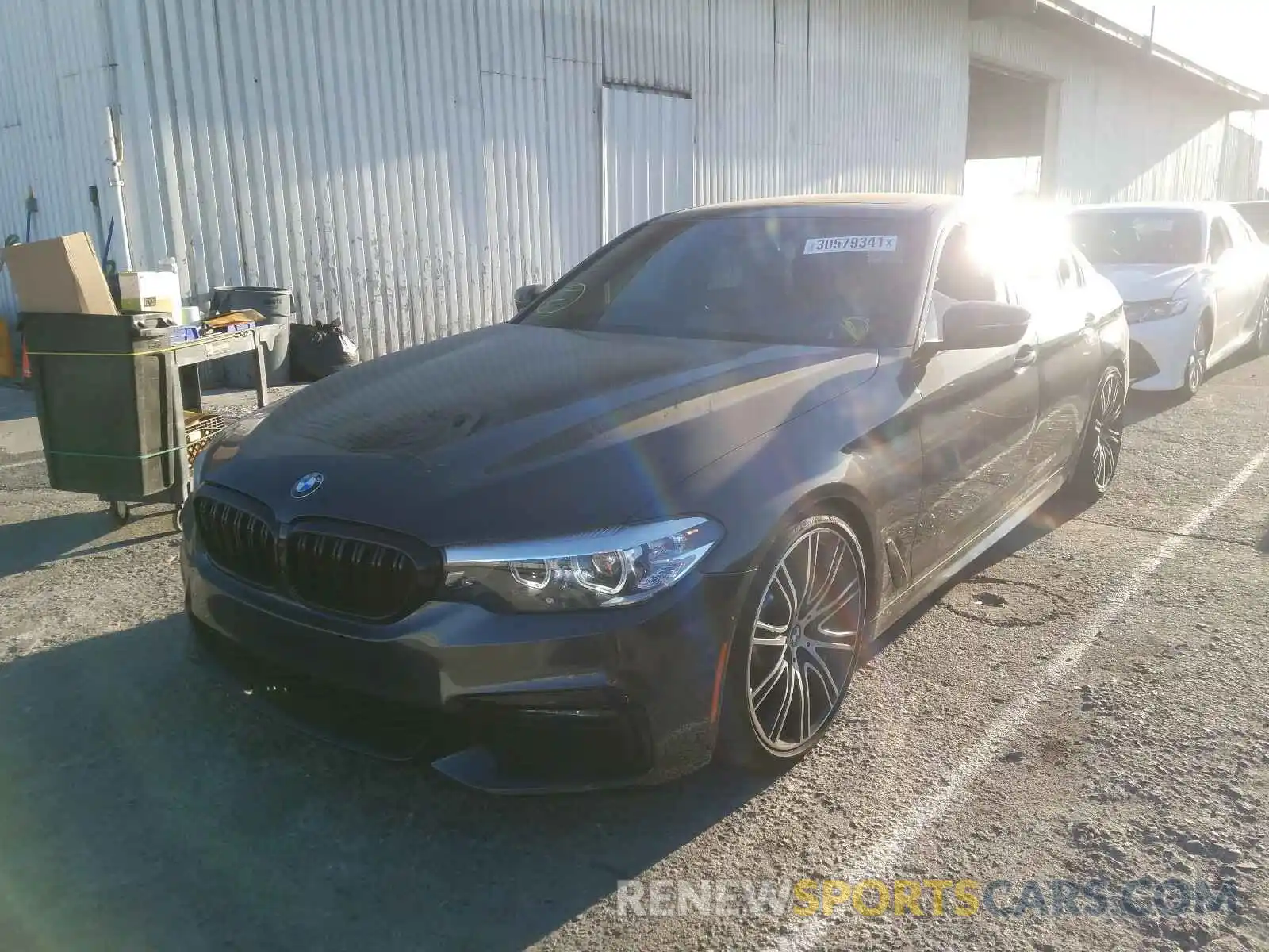 2 Photograph of a damaged car WBAJE5C55KWW18809 BMW 5 SERIES 2019