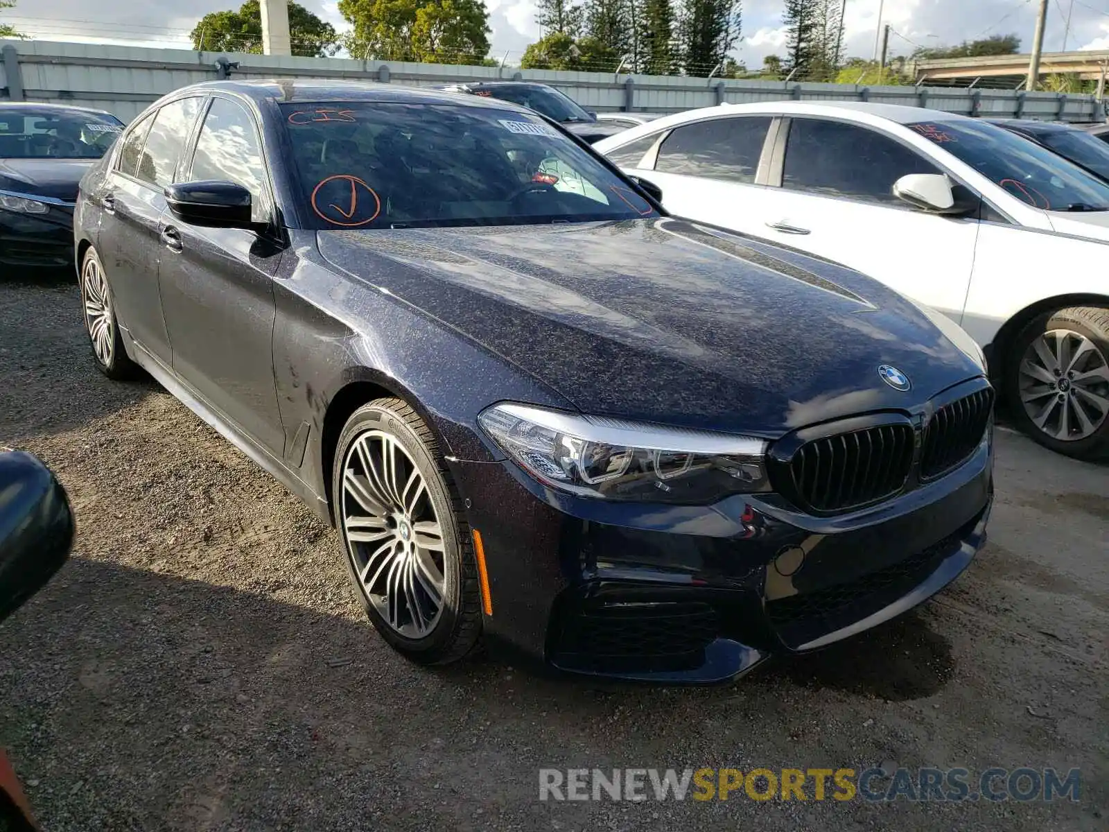 1 Photograph of a damaged car WBAJE5C56KWW02411 BMW 5 SERIES 2019