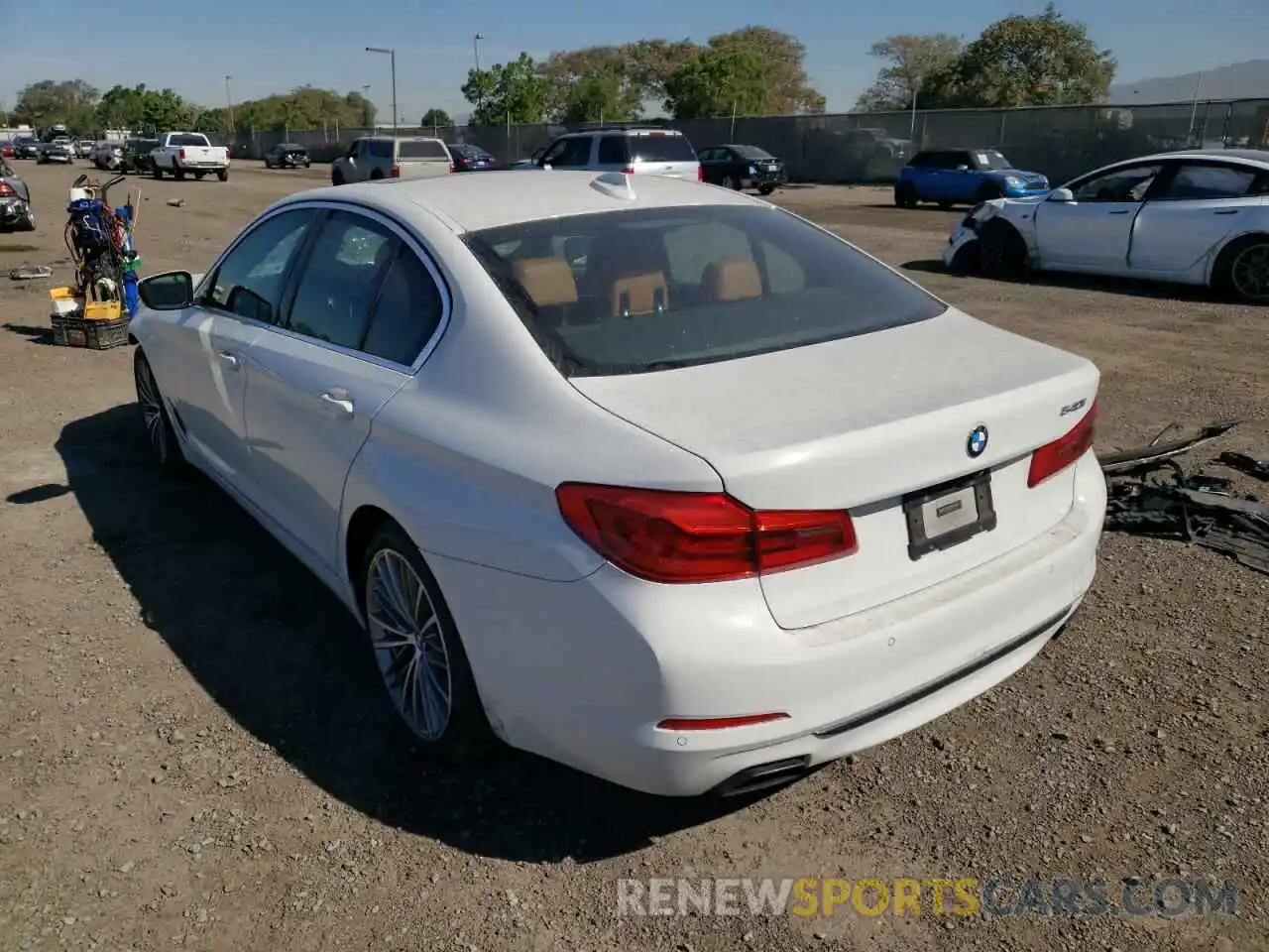 3 Photograph of a damaged car WBAJE5C56KWW11769 BMW 5 SERIES 2019