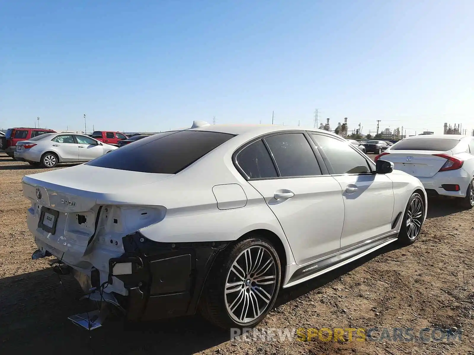 4 Фотография поврежденного автомобиля WBAJE5C56KWW12789 BMW 5 SERIES 2019