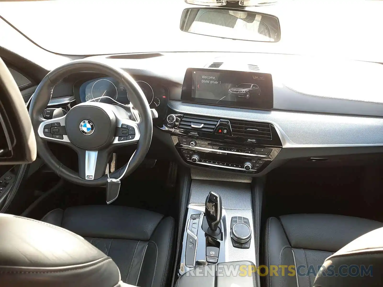 9 Фотография поврежденного автомобиля WBAJE5C56KWW12789 BMW 5 SERIES 2019