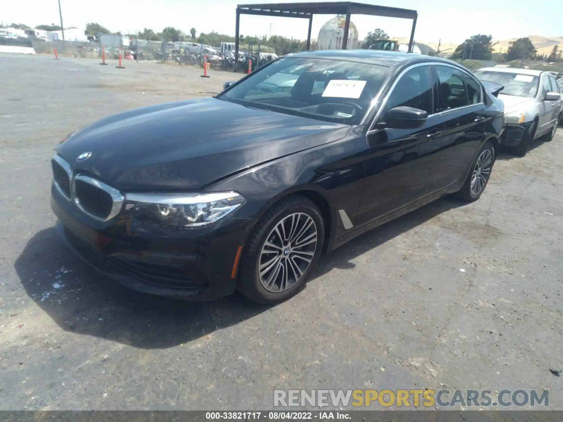 2 Photograph of a damaged car WBAJE5C57KG919429 BMW 5 SERIES 2019