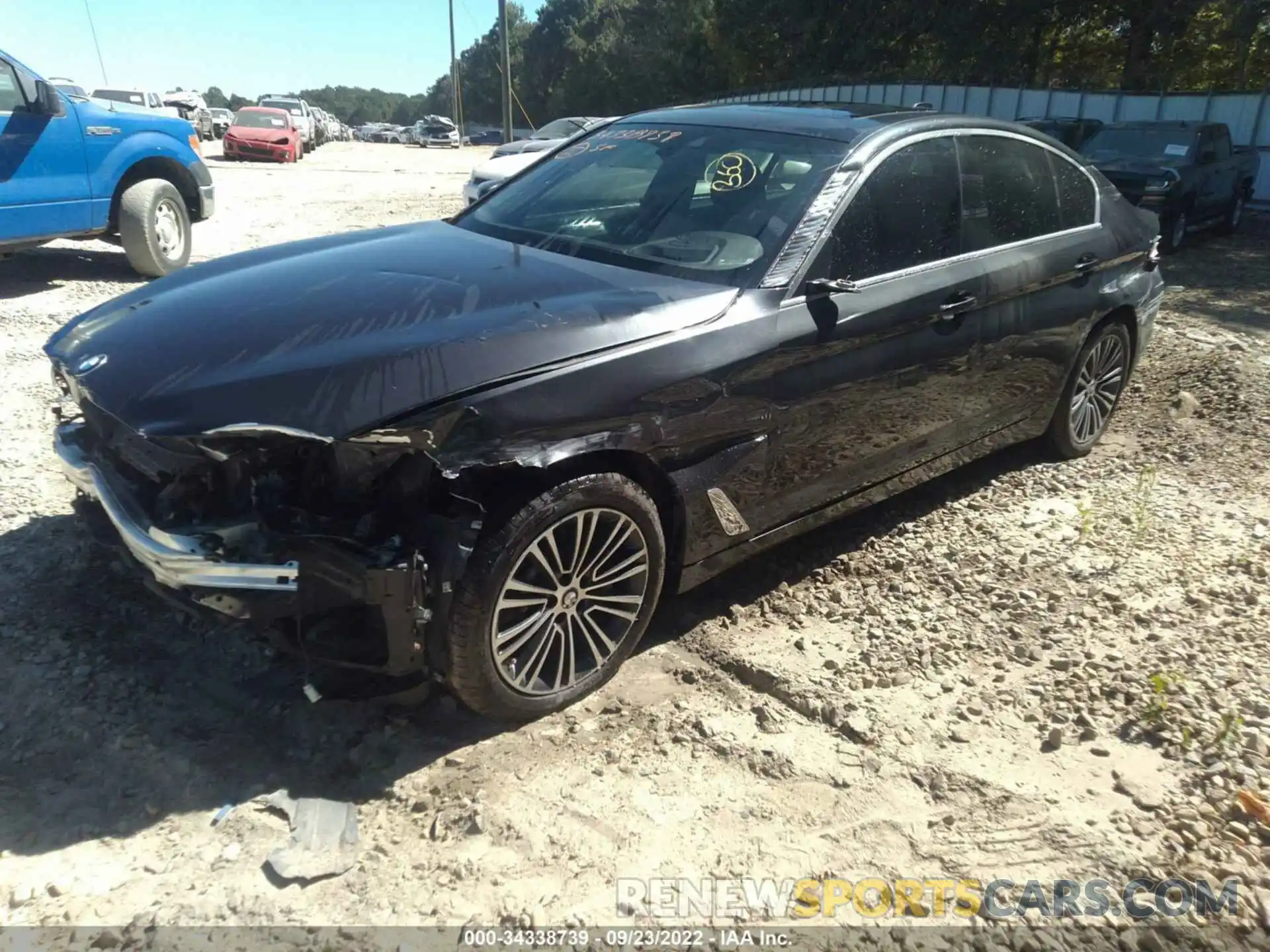 2 Photograph of a damaged car WBAJE5C57KWE66244 BMW 5 SERIES 2019