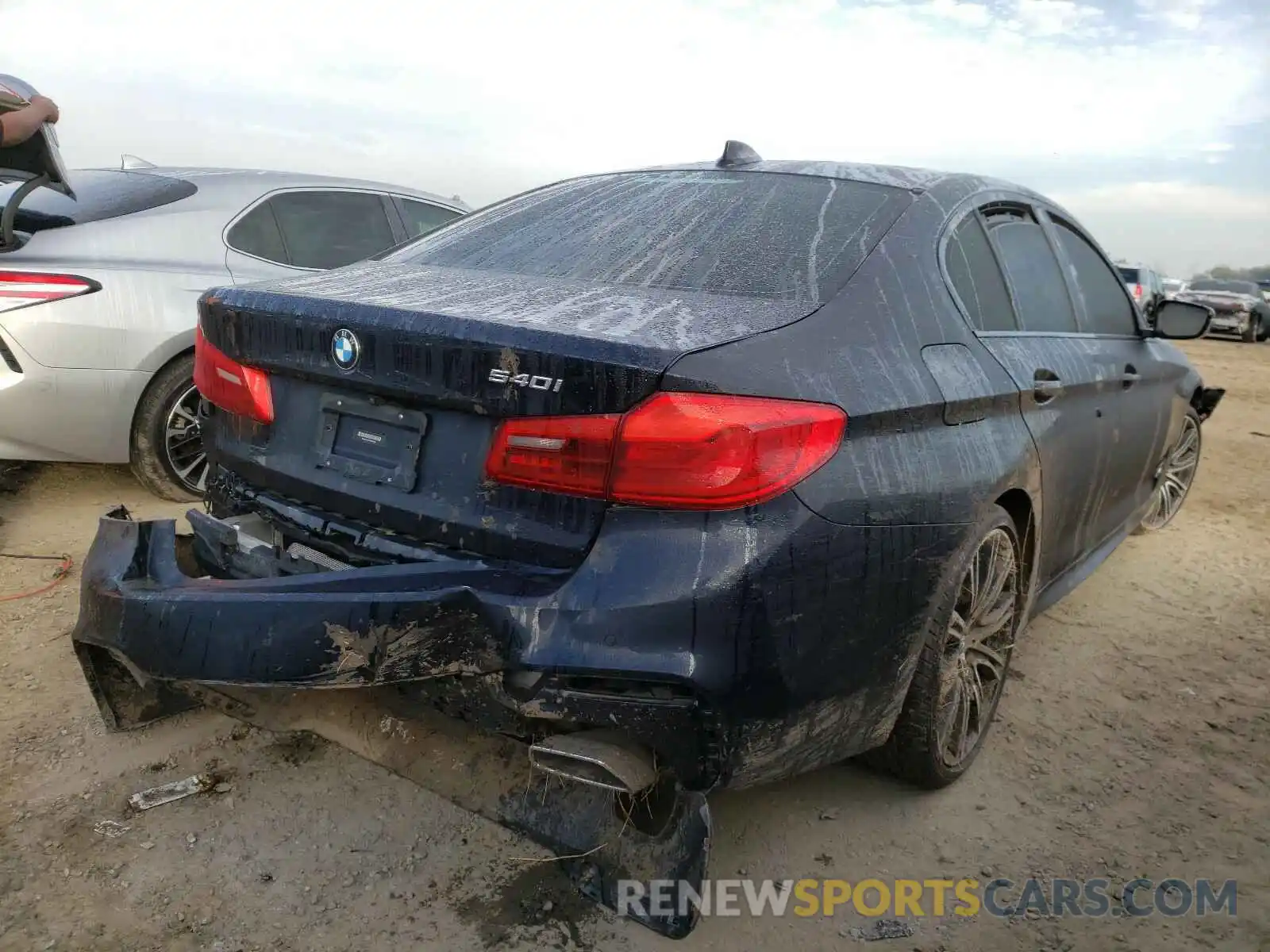 4 Photograph of a damaged car WBAJE5C57KWW06998 BMW 5 SERIES 2019