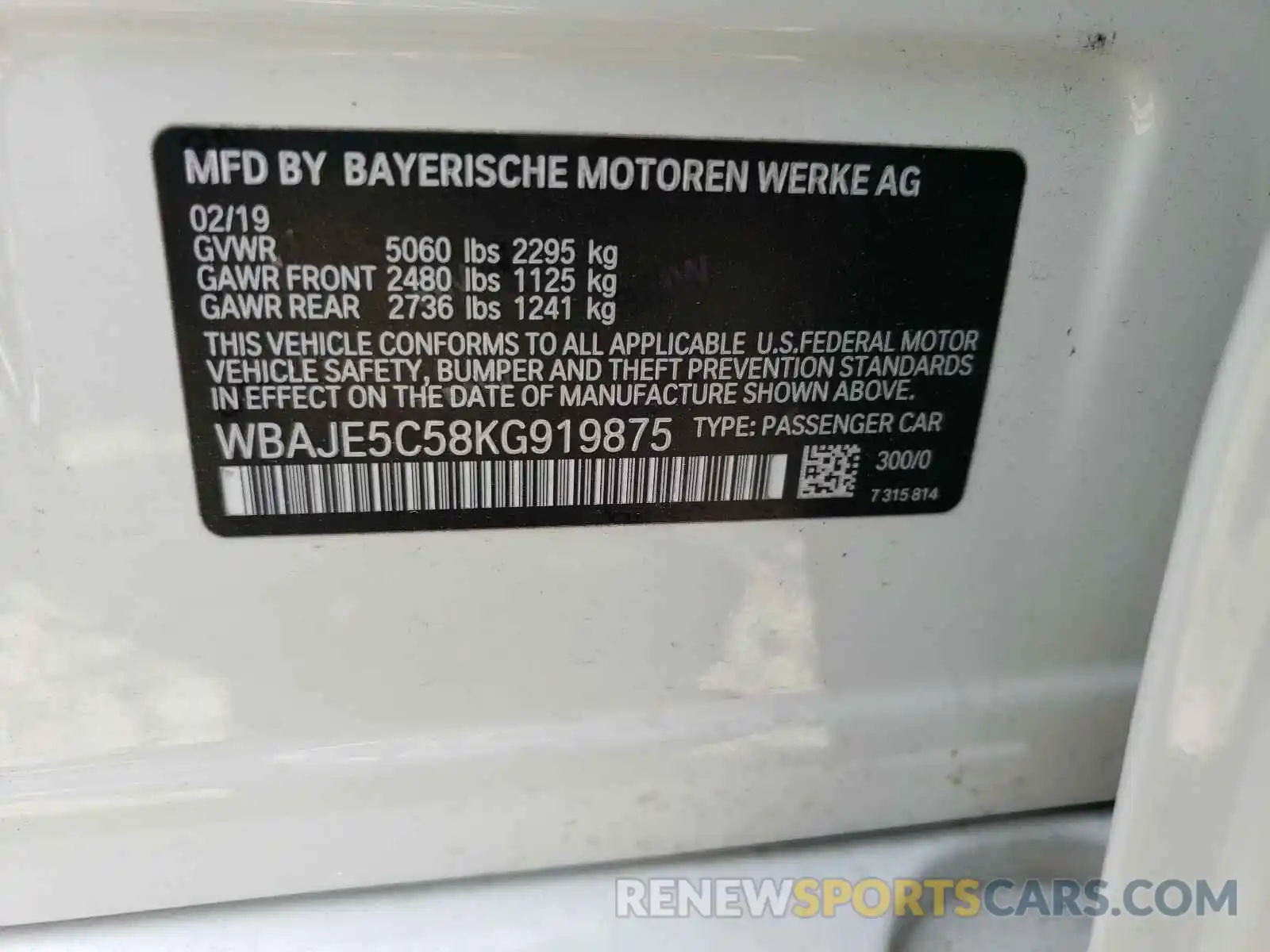 10 Photograph of a damaged car WBAJE5C58KG919875 BMW 5 SERIES 2019