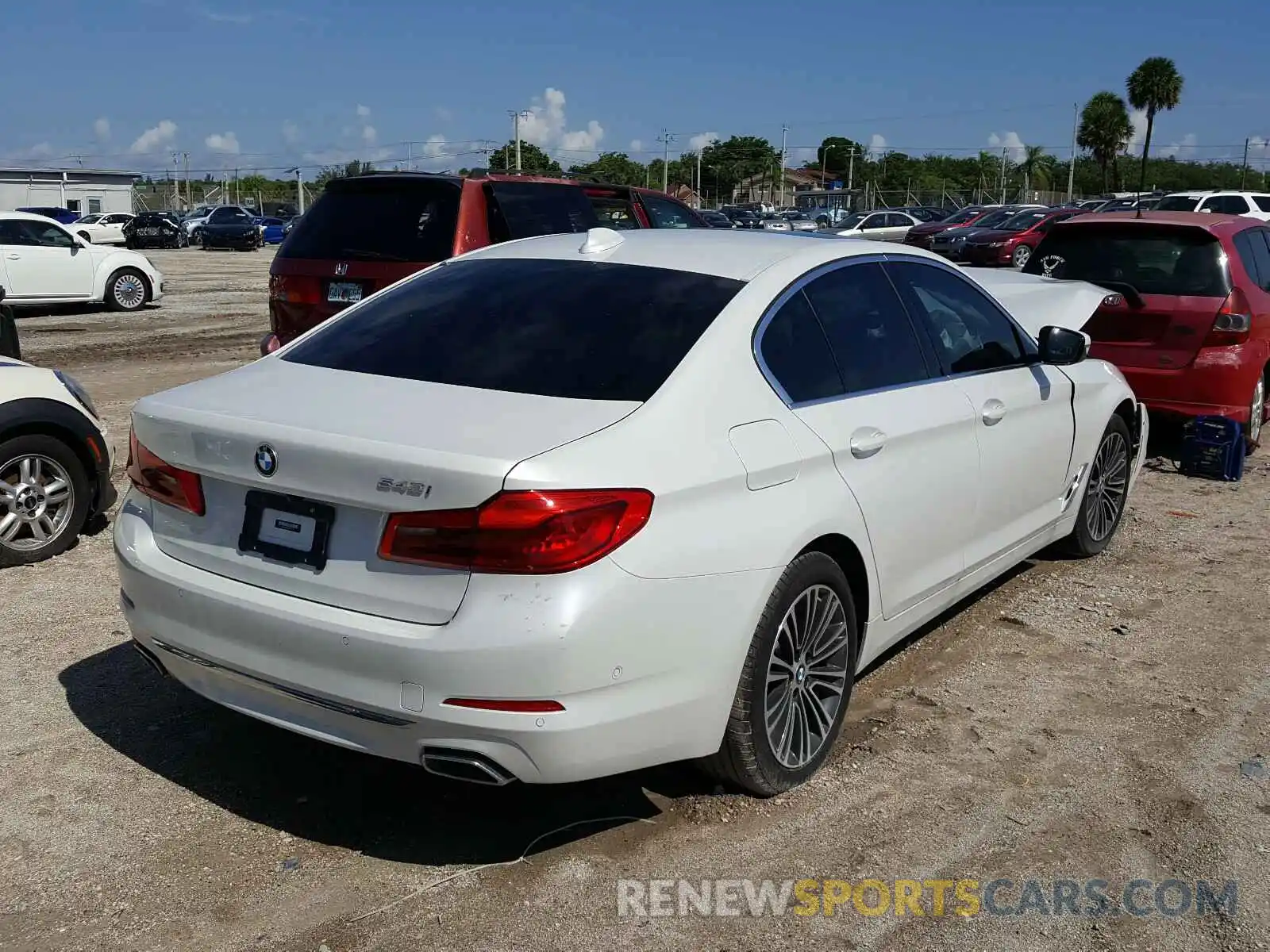 4 Photograph of a damaged car WBAJE5C58KWW11918 BMW 5 SERIES 2019