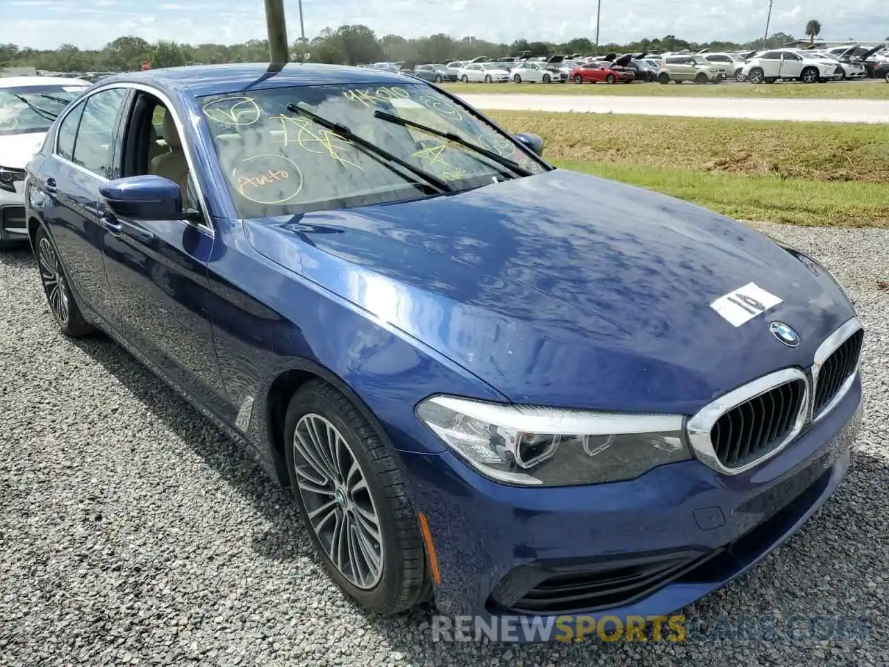 1 Photograph of a damaged car WBAJE5C58KWW35121 BMW 5 SERIES 2019