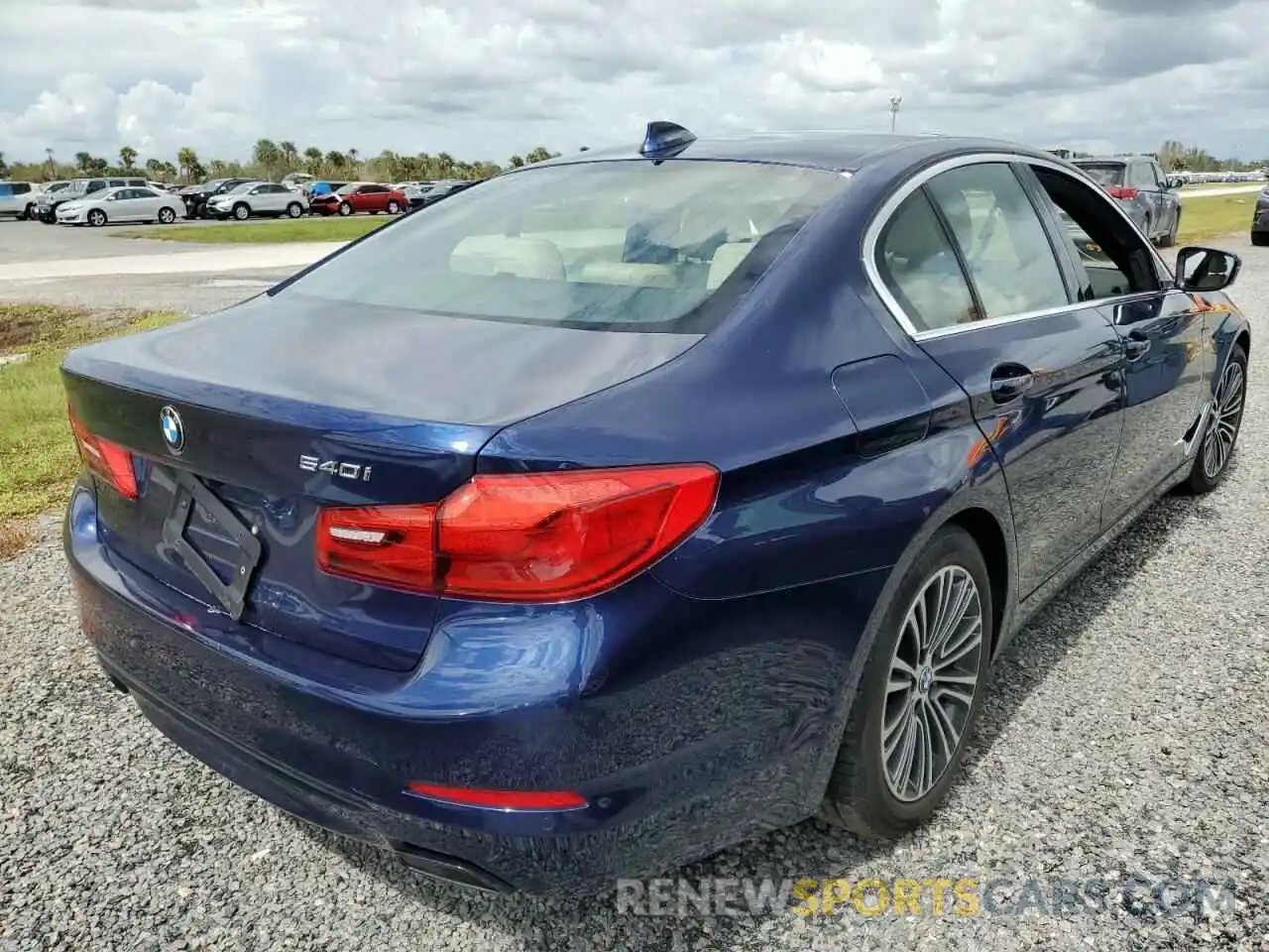 4 Photograph of a damaged car WBAJE5C58KWW35121 BMW 5 SERIES 2019