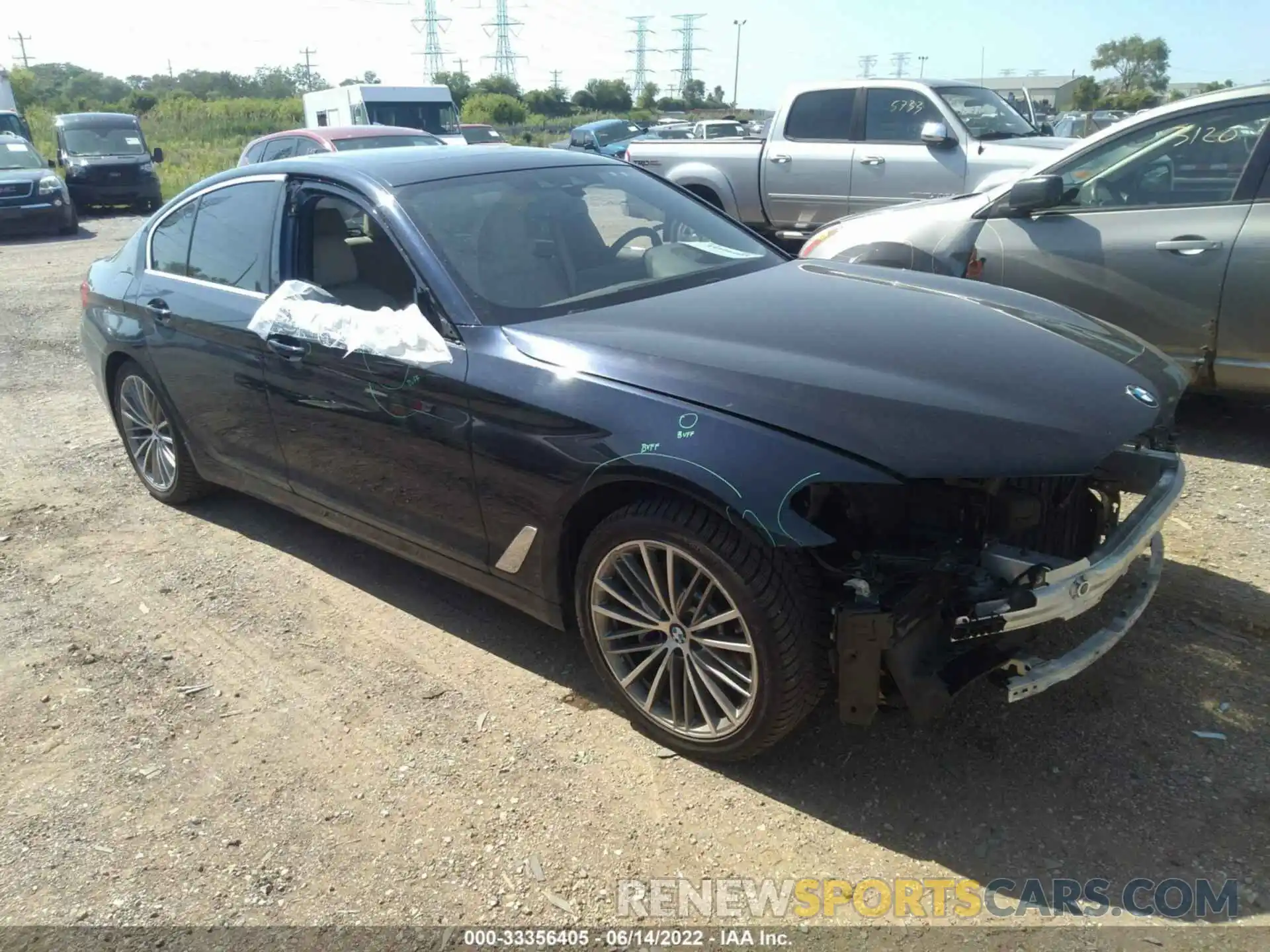 1 Photograph of a damaged car WBAJE5C59KG919867 BMW 5 SERIES 2019