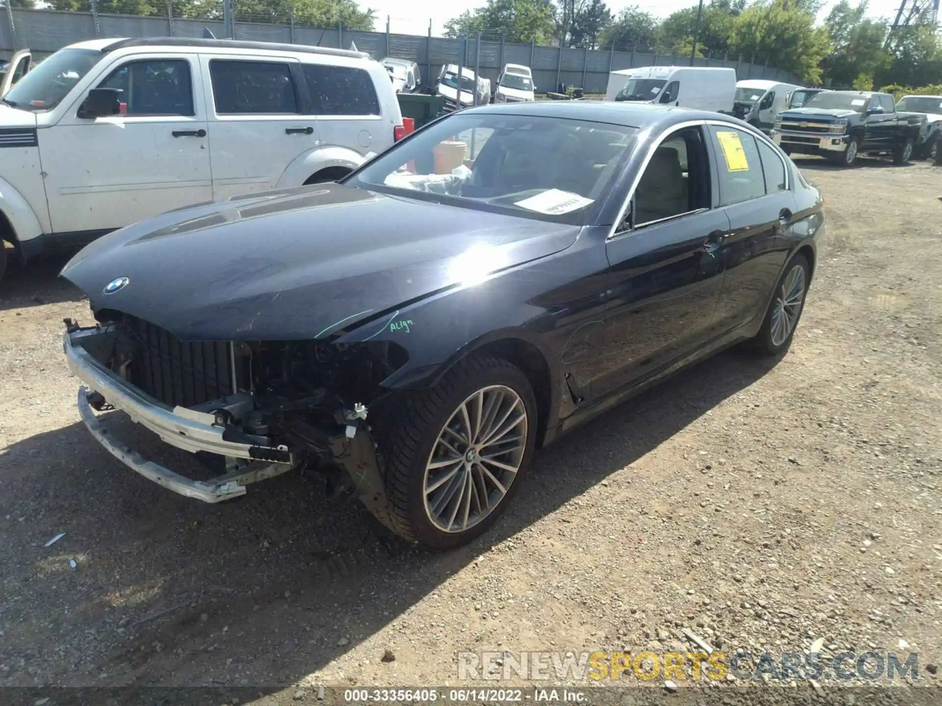 2 Photograph of a damaged car WBAJE5C59KG919867 BMW 5 SERIES 2019