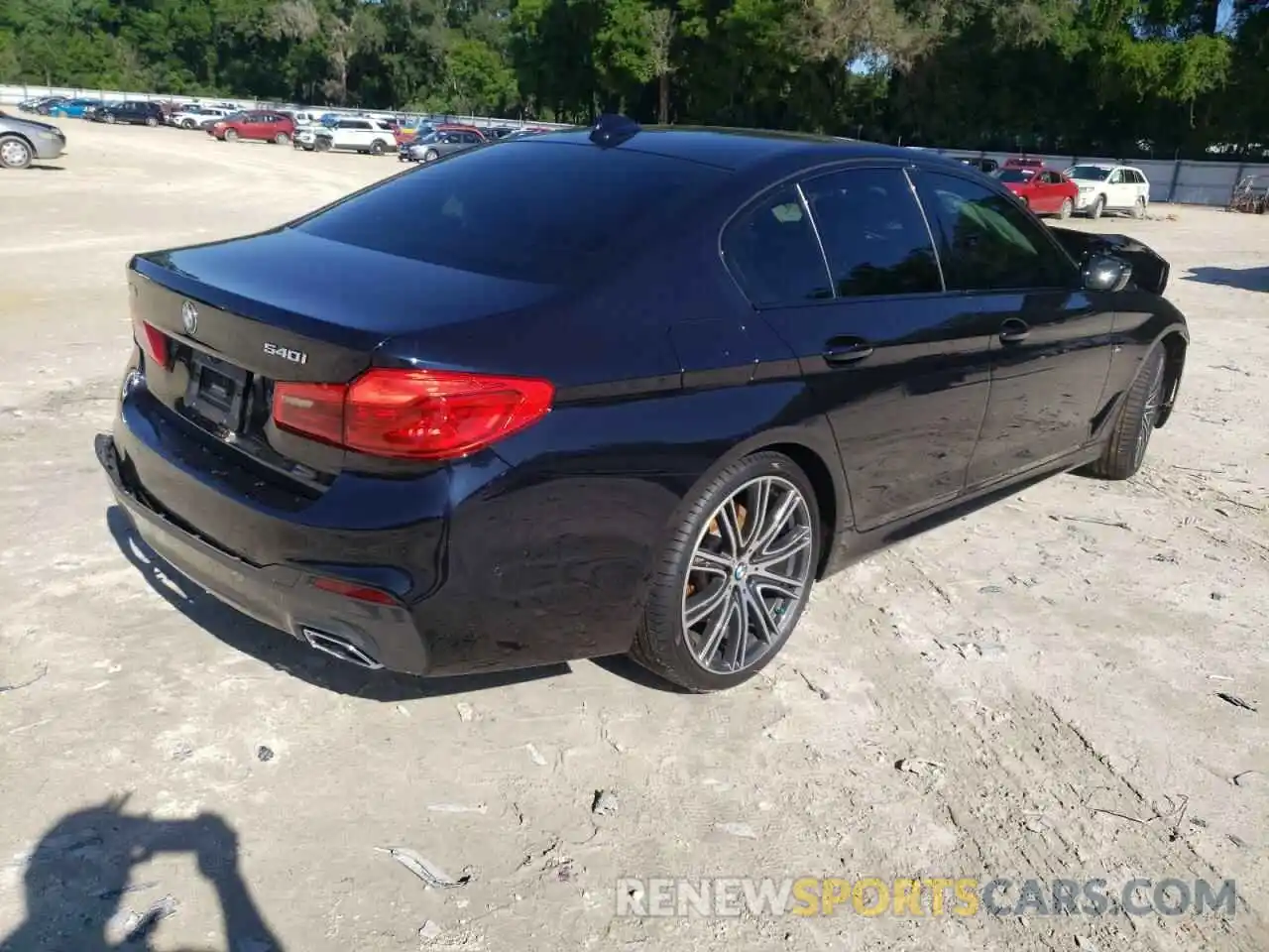 4 Photograph of a damaged car WBAJE5C59KWE66309 BMW 5 SERIES 2019