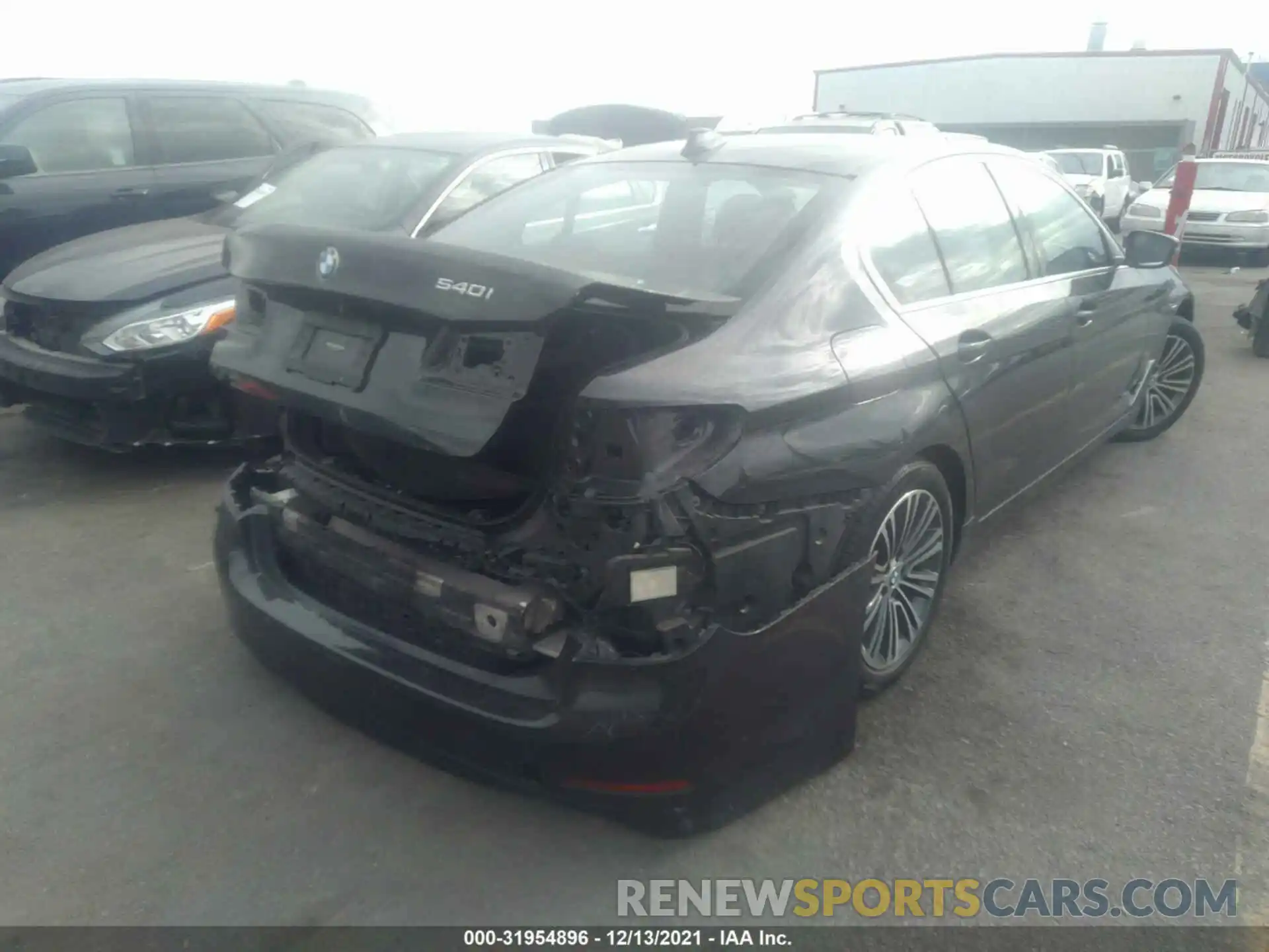 4 Photograph of a damaged car WBAJE5C59KWW01740 BMW 5 SERIES 2019