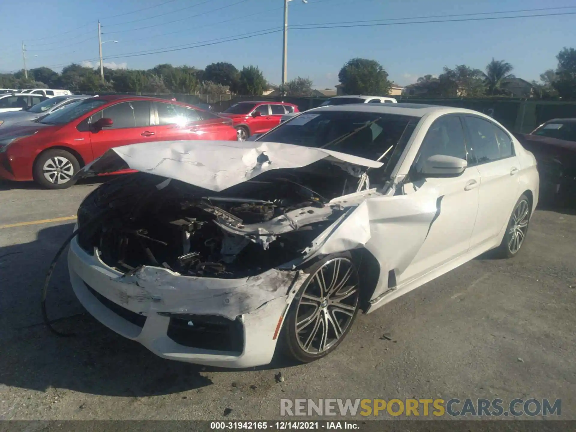 2 Photograph of a damaged car WBAJE5C59KWW24452 BMW 5 SERIES 2019