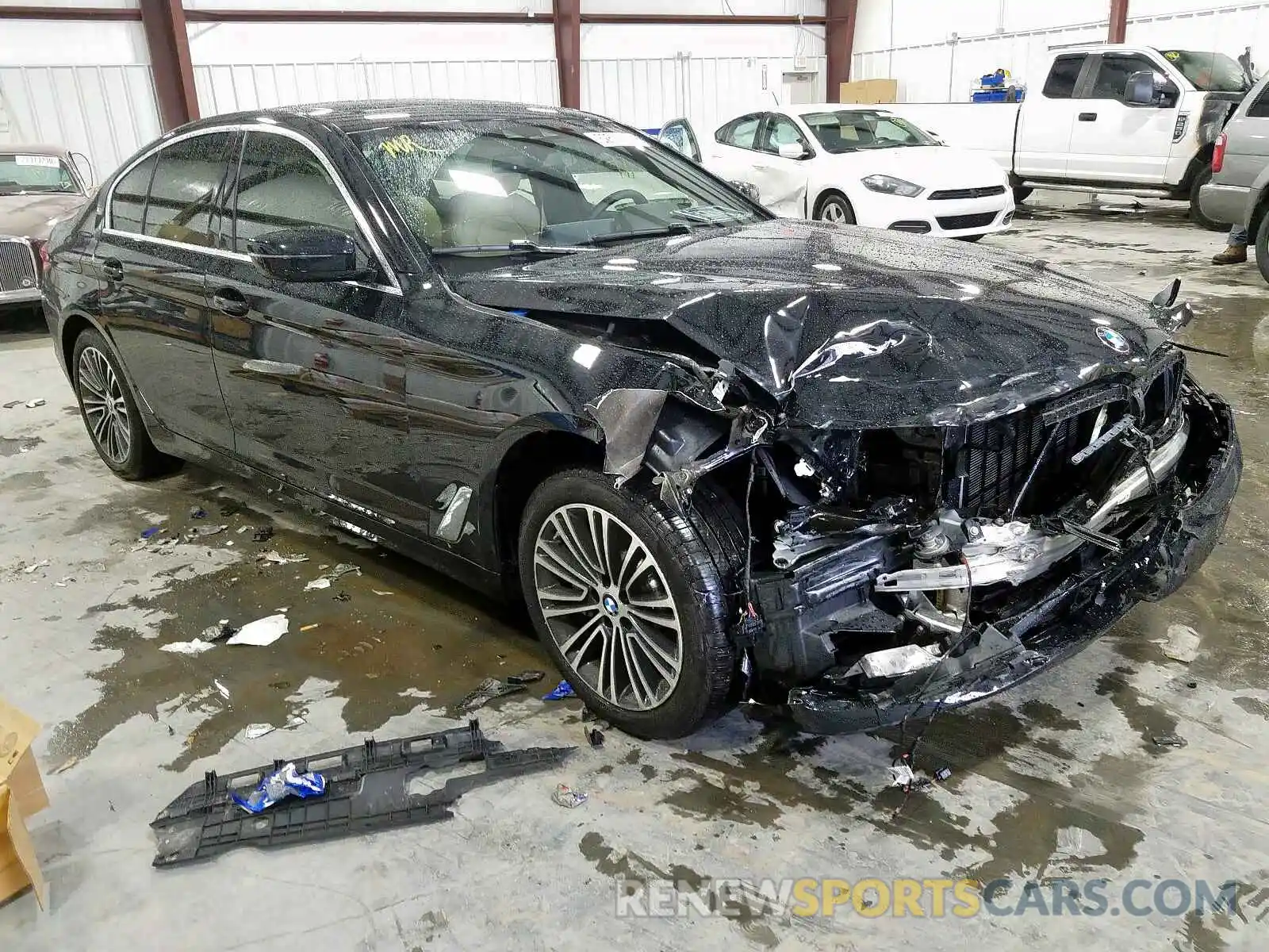 1 Photograph of a damaged car WBAJE5C5XKG919831 BMW 5 SERIES 2019