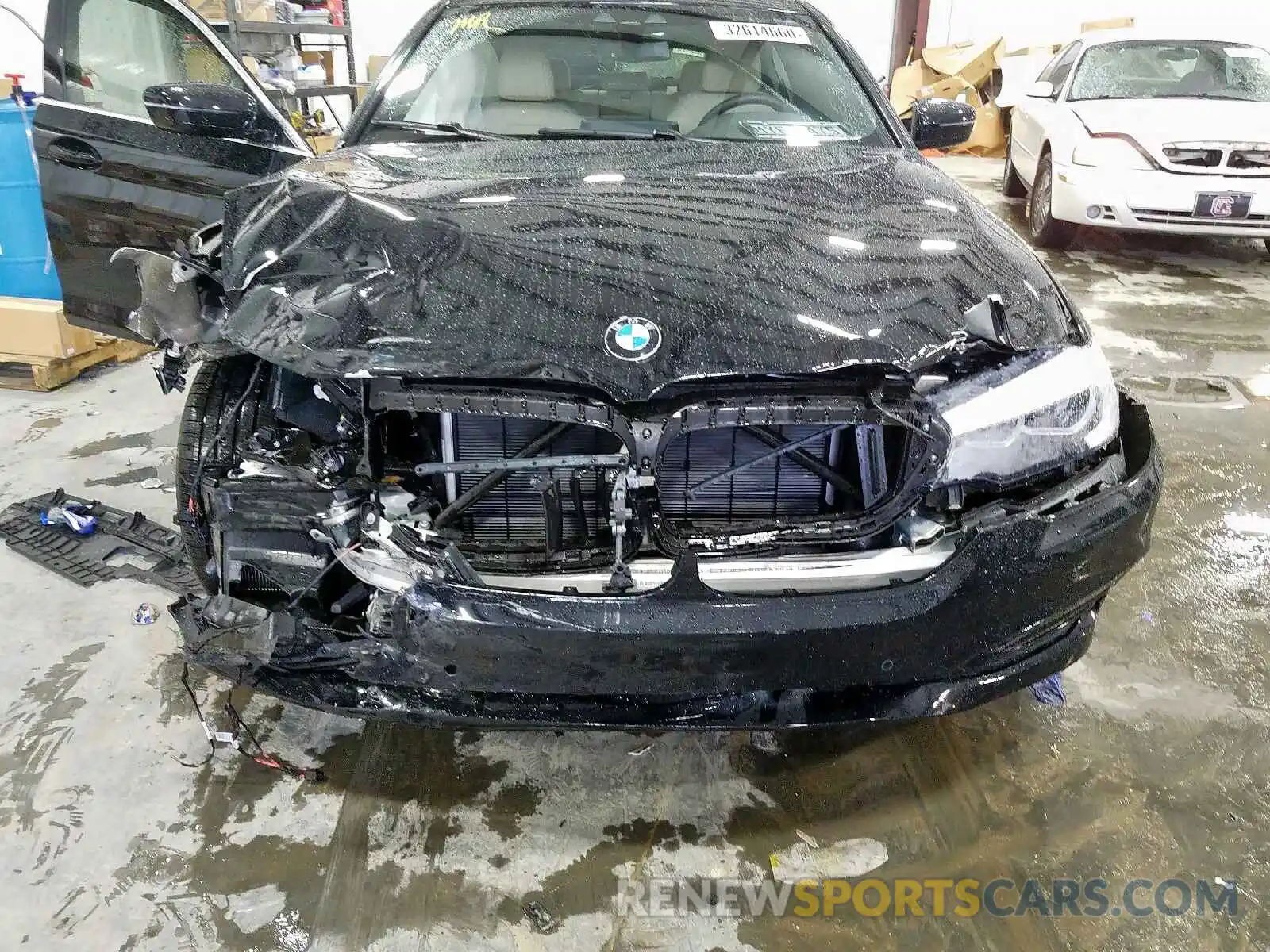 9 Photograph of a damaged car WBAJE5C5XKG919831 BMW 5 SERIES 2019