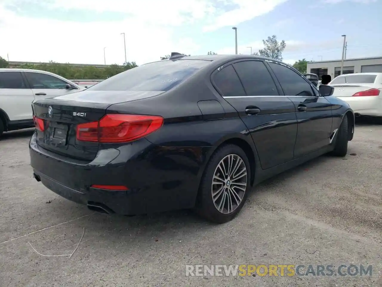 4 Photograph of a damaged car WBAJE5C5XKWE66030 BMW 5 SERIES 2019