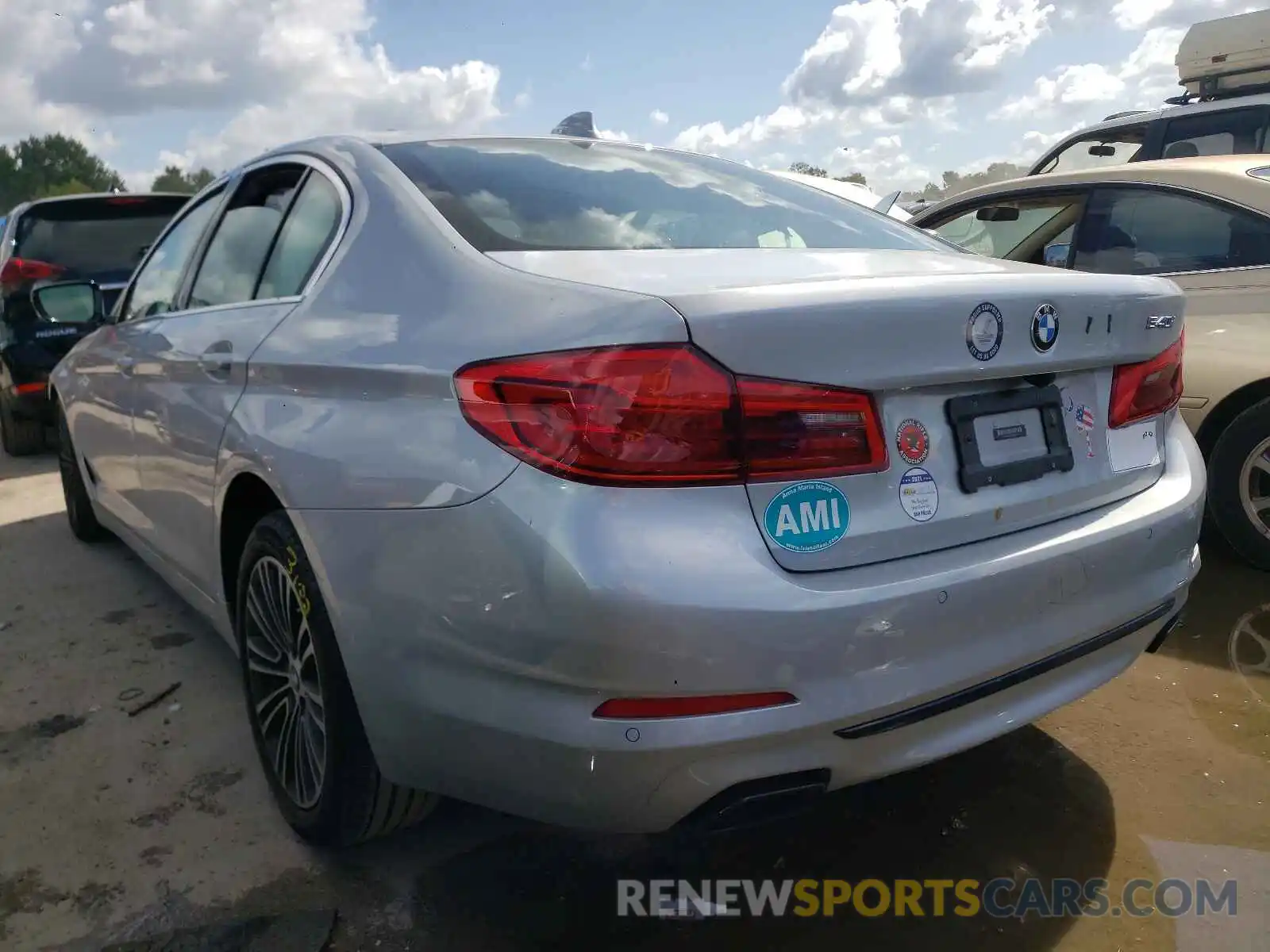 3 Photograph of a damaged car WBAJE5C5XKWW07952 BMW 5 SERIES 2019